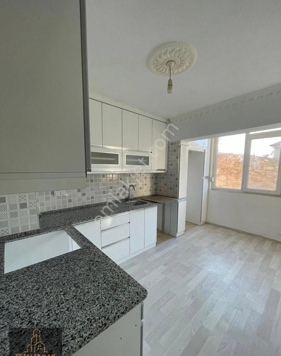 Antalya Elmalı İlçesinde Hastane Ve Otogar Yakınında 3+1 Sobalı Daire Kiralıktır - Görsel 19