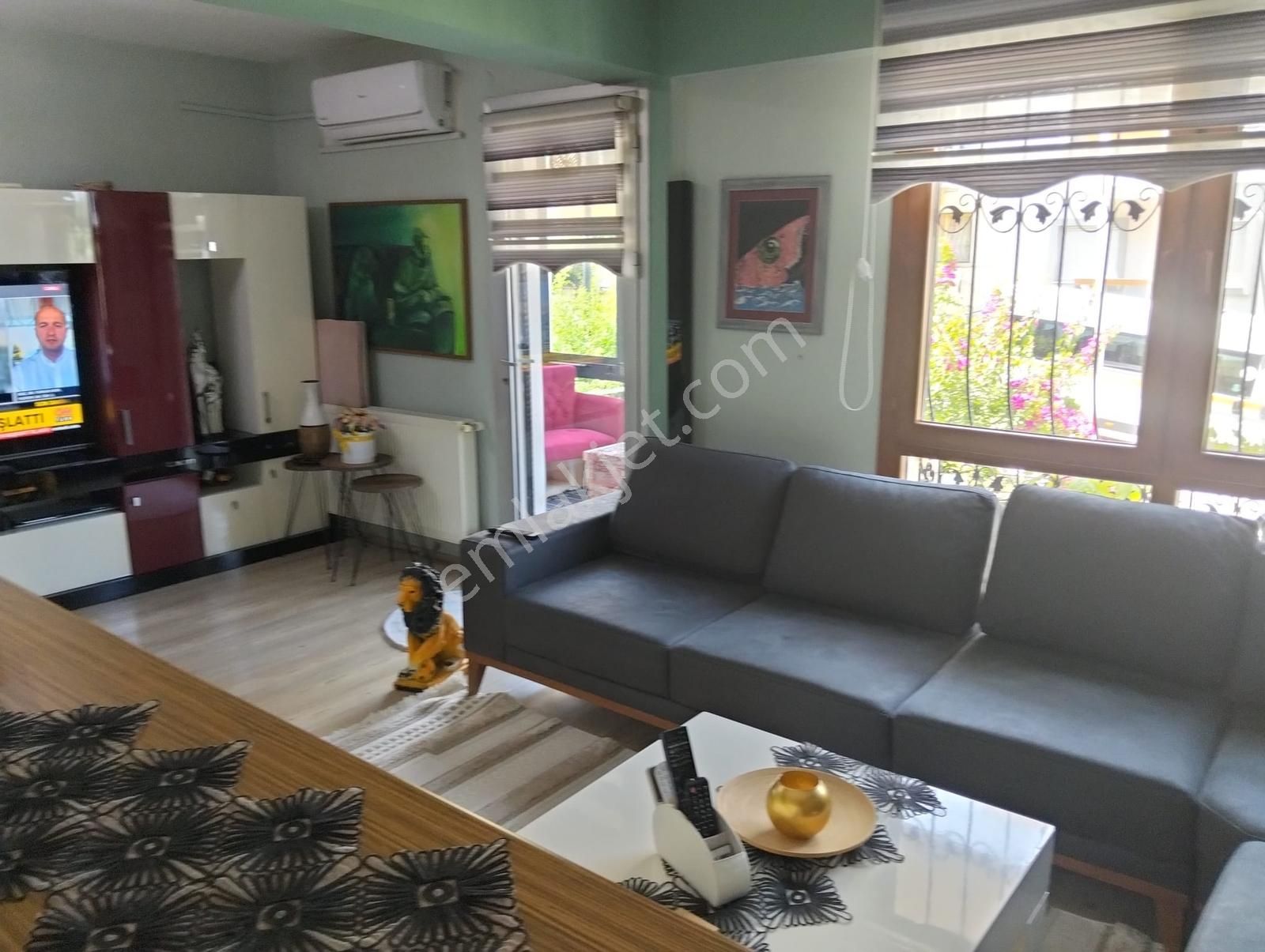 Amerikan Koleji Ve Cadde Yakını Süper Keyifli Eşyalı 3+1 - Görsel 3