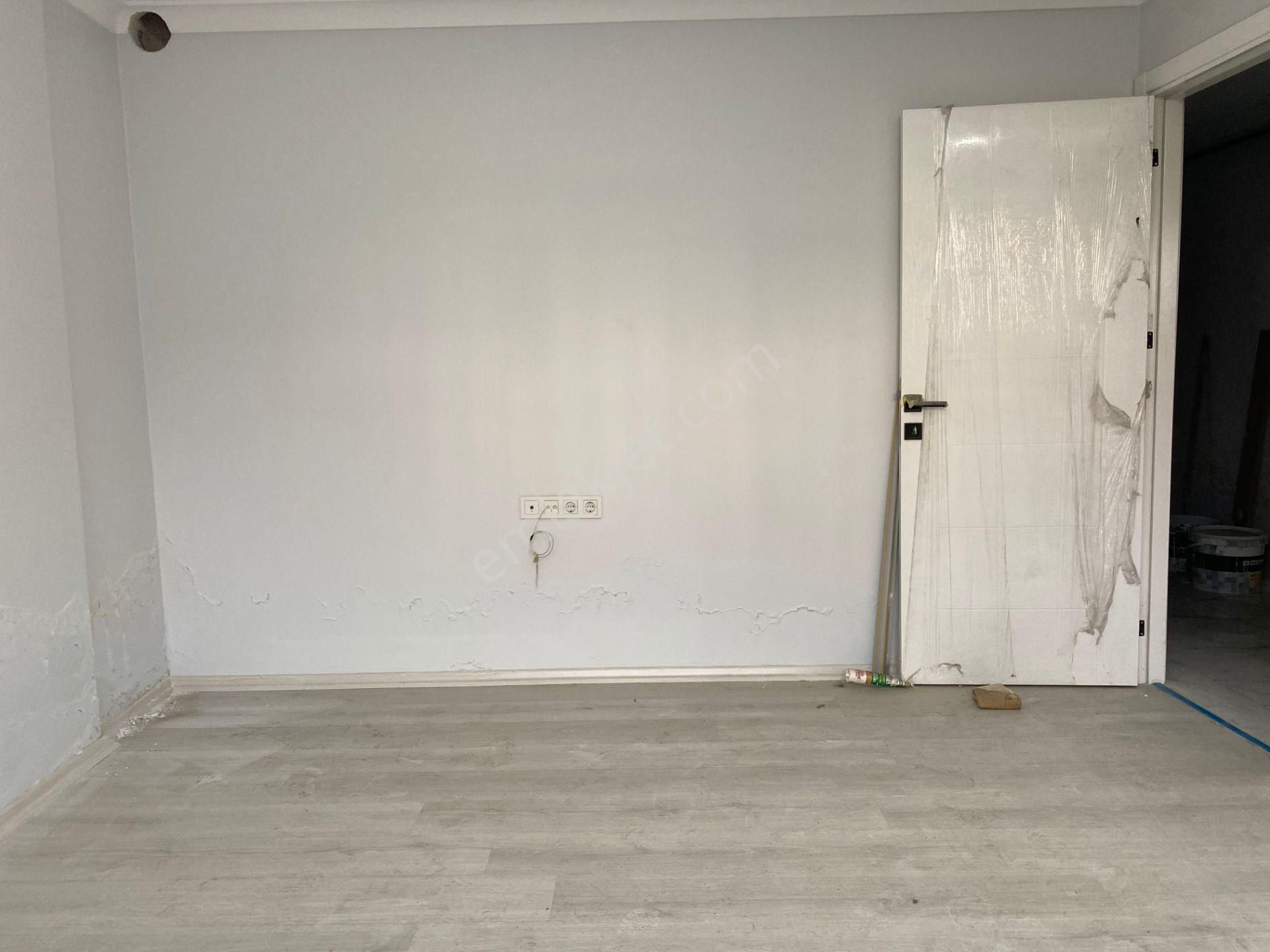 Avrupa Emlak Tan Tuna Mah 85m² 2+1 Bahçe Kat,sıfır Bina,tek Daire Üzeri,esenler Nikah Salonu Karşısı - Görsel 2