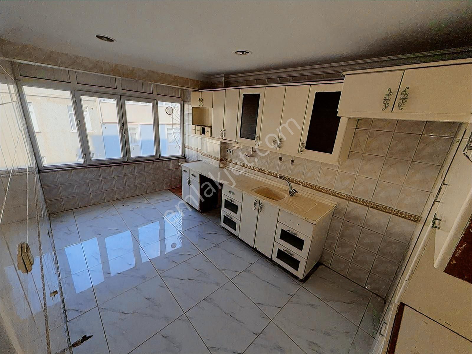 Home'dan Cumhuriyet Mah'de Satılık 180m² 3+2 Yatırımlık Dublex.. - Görsel 8