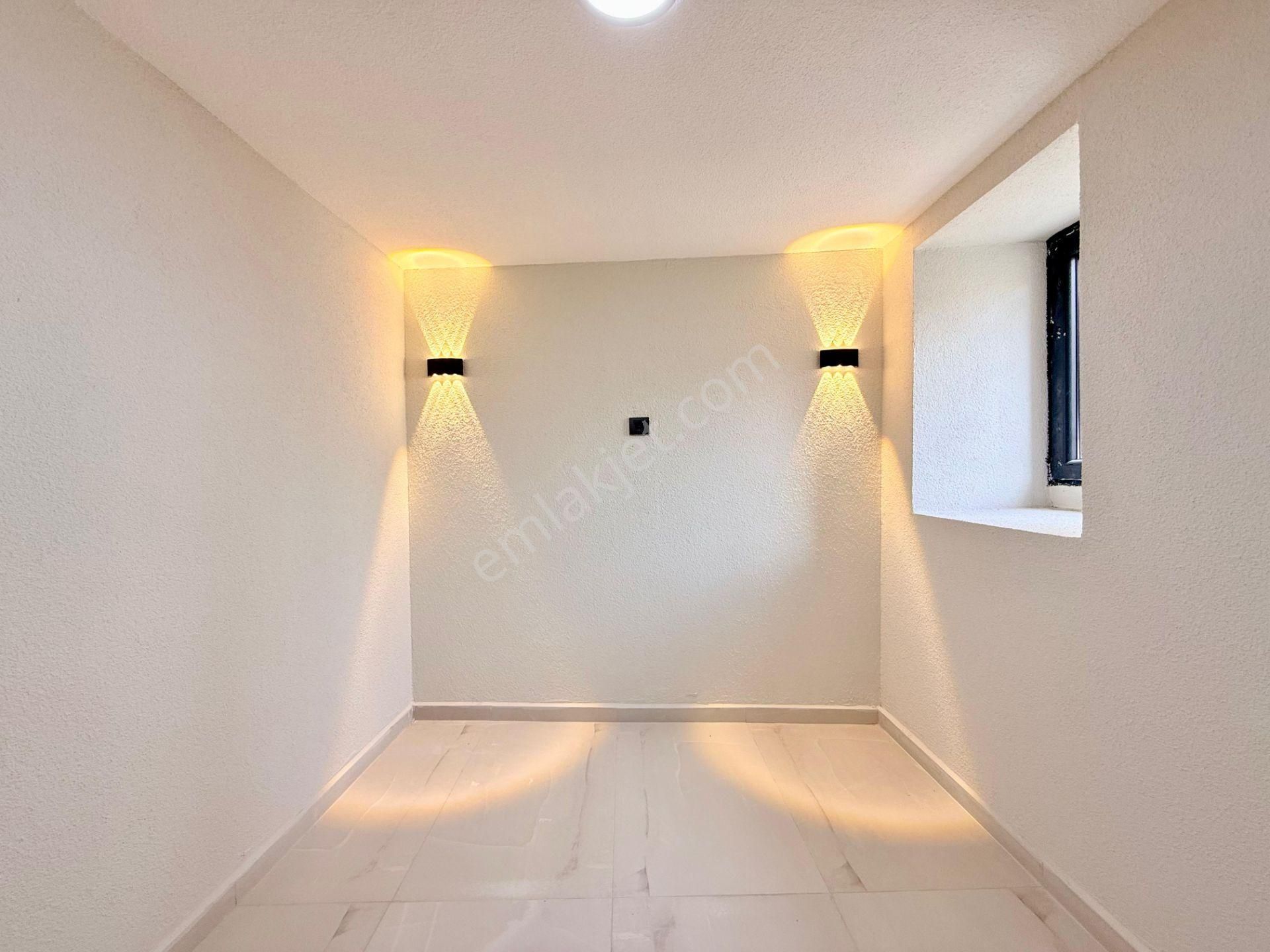 ▶ ▶ Akçay Körfez'den Kızılkeçilide Bahçeli Ön Cephe Müstakil Köy Evi - Görsel 18