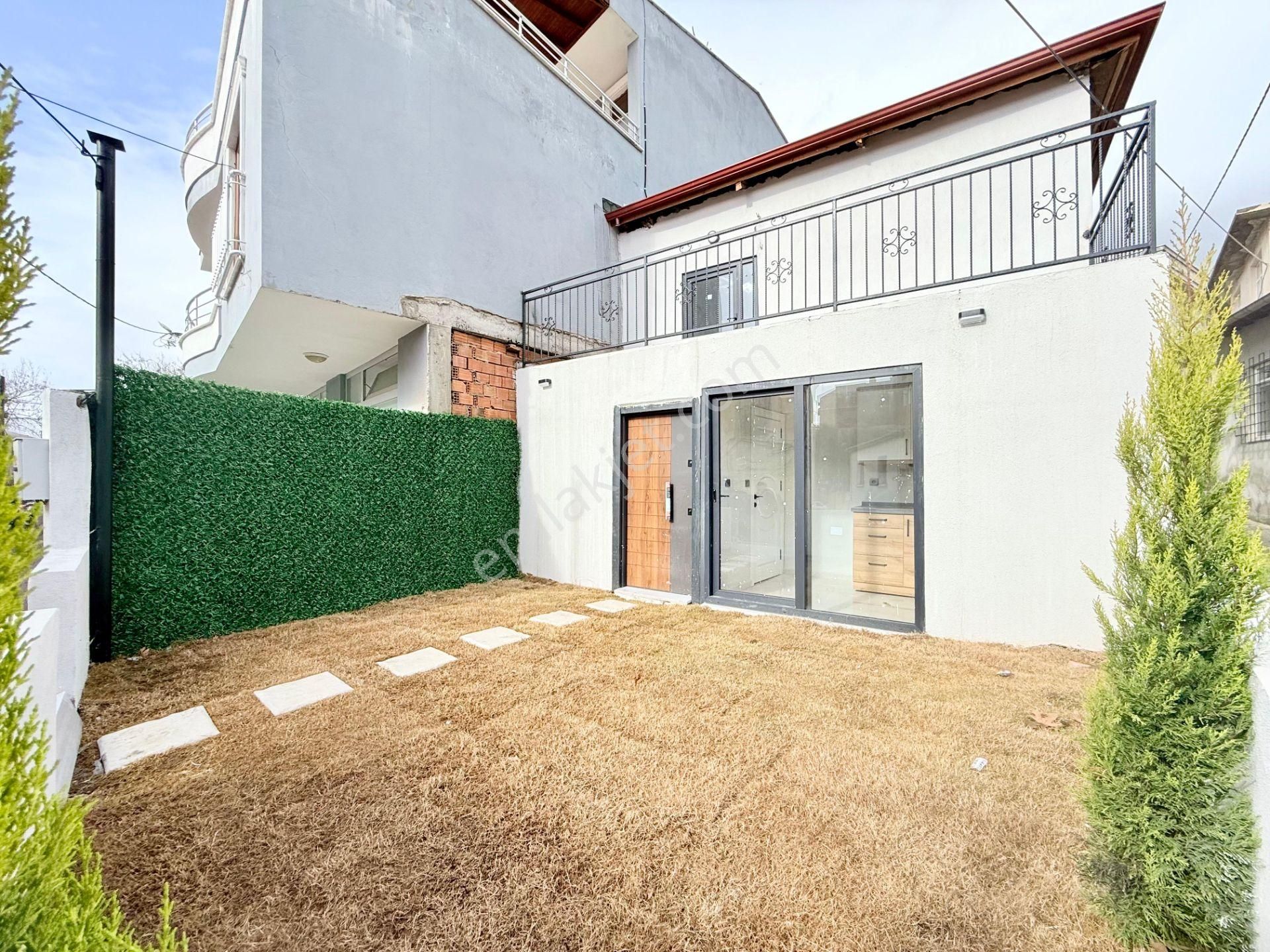 ▶ ▶ Akçay Körfez'den Kızılkeçilide Bahçeli Ön Cephe Müstakil Köy Evi