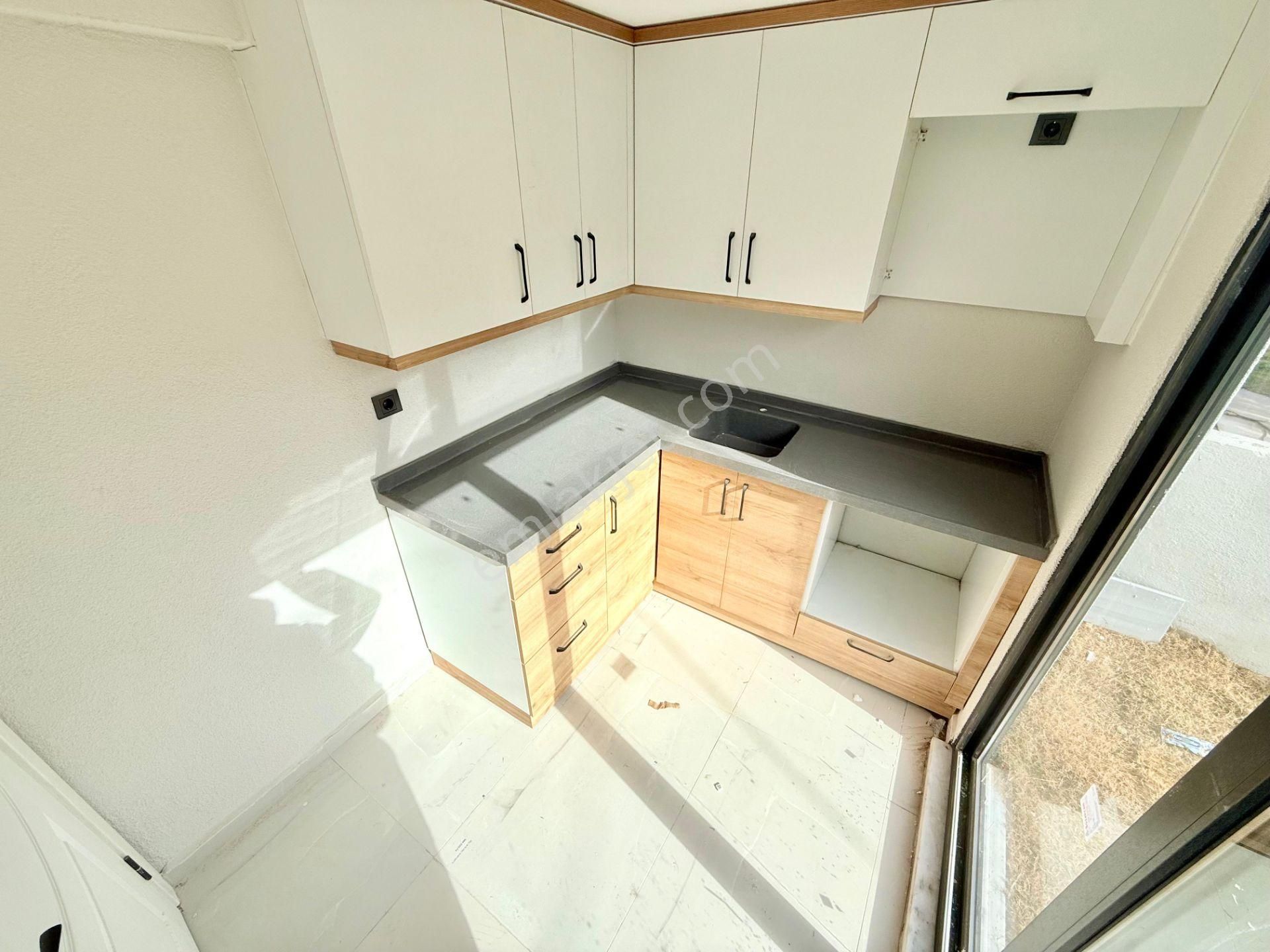 ▶ ▶ Akçay Körfez'den Kızılkeçilide Bahçeli Ön Cephe Müstakil Köy Evi - Görsel 32