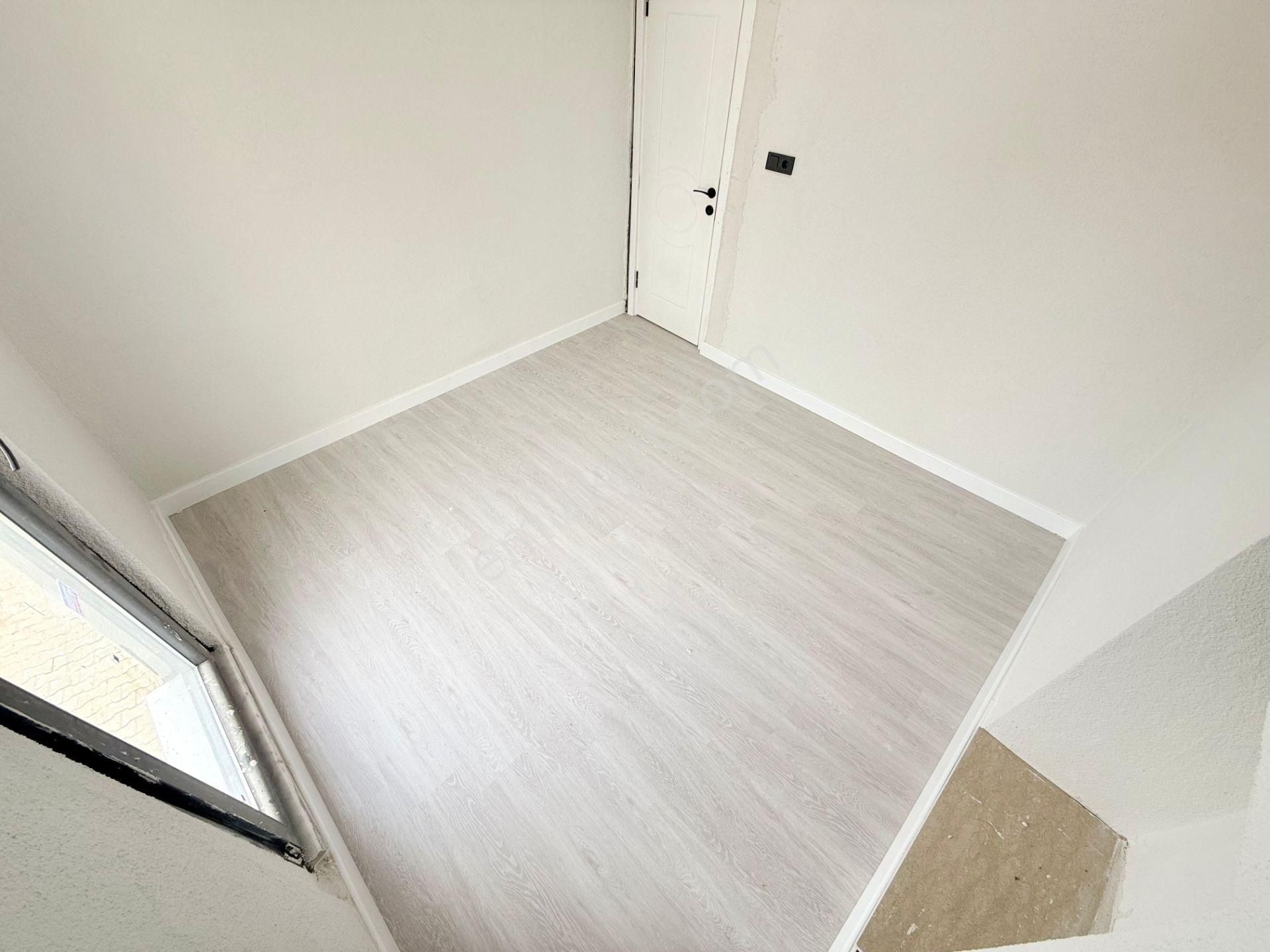 ▶ ▶ Akçay Körfez'den Kızılkeçilide Bahçeli Ön Cephe Müstakil Köy Evi - Görsel 27