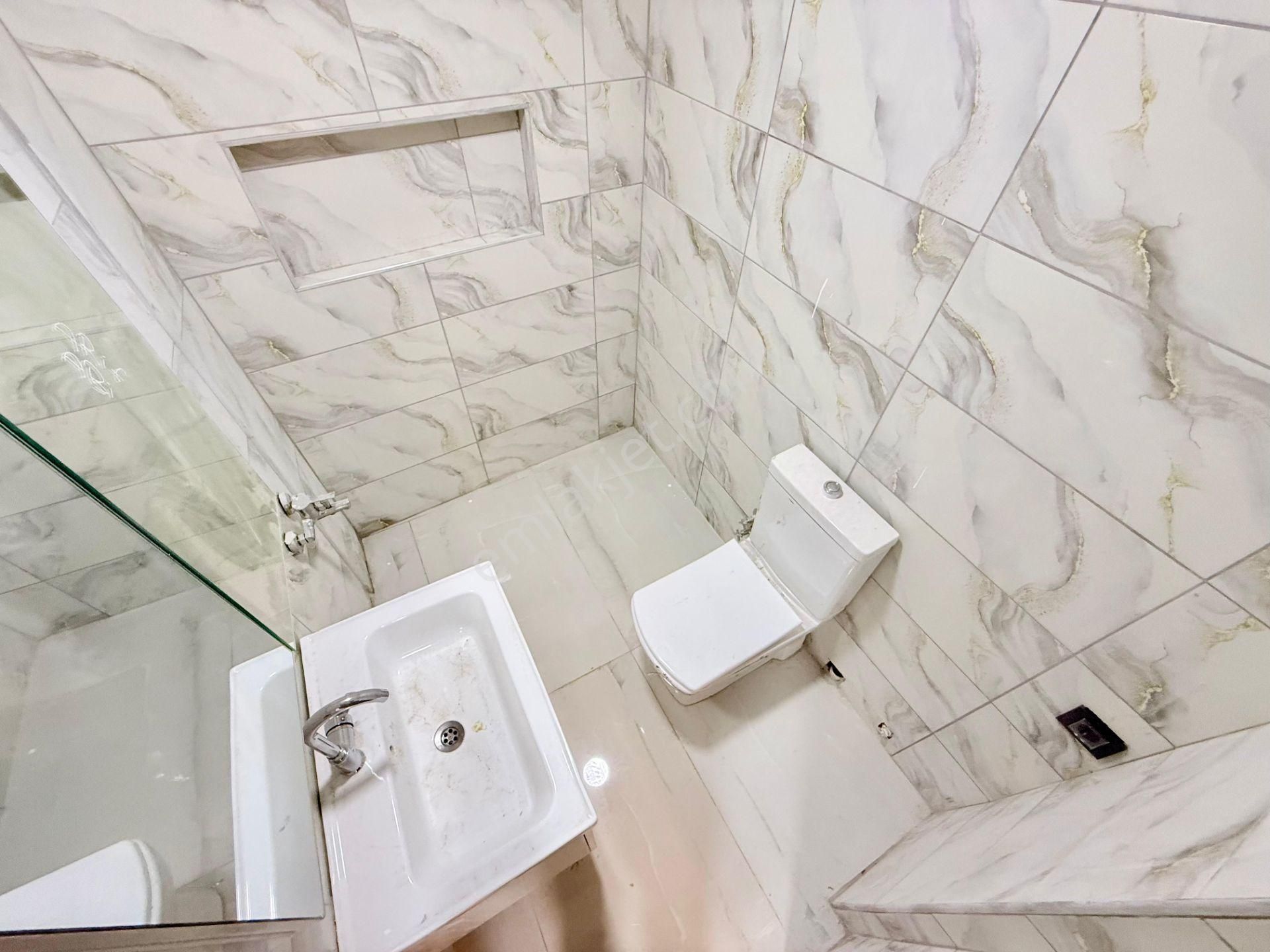 ▶ ▶ Akçay Körfez'den Kızılkeçilide Bahçeli Ön Cephe Müstakil Köy Evi - Görsel 21