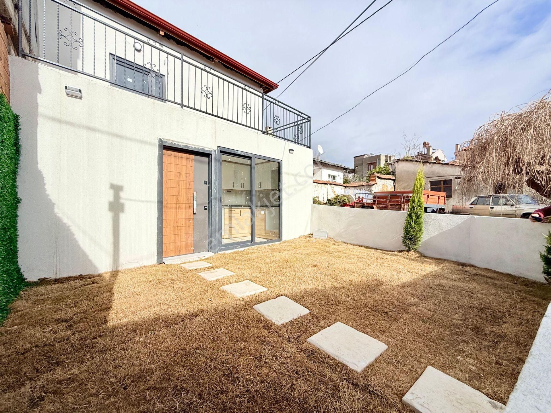 ▶ ▶ Akçay Körfez'den Kızılkeçilide Bahçeli Ön Cephe Müstakil Köy Evi - Görsel 3