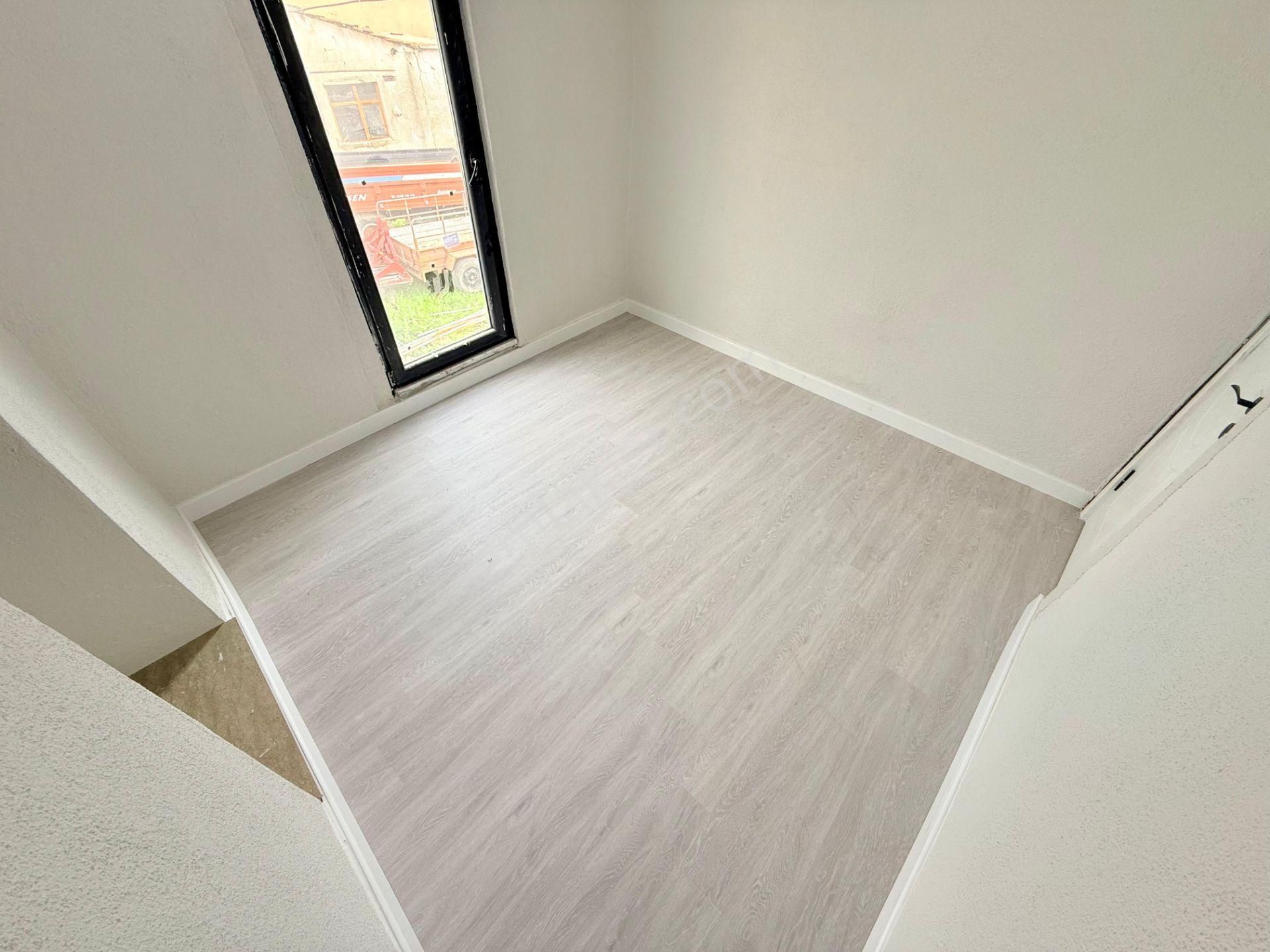 ▶ ▶ Akçay Körfez'den Kızılkeçilide Bahçeli Ön Cephe Müstakil Köy Evi - Görsel 12