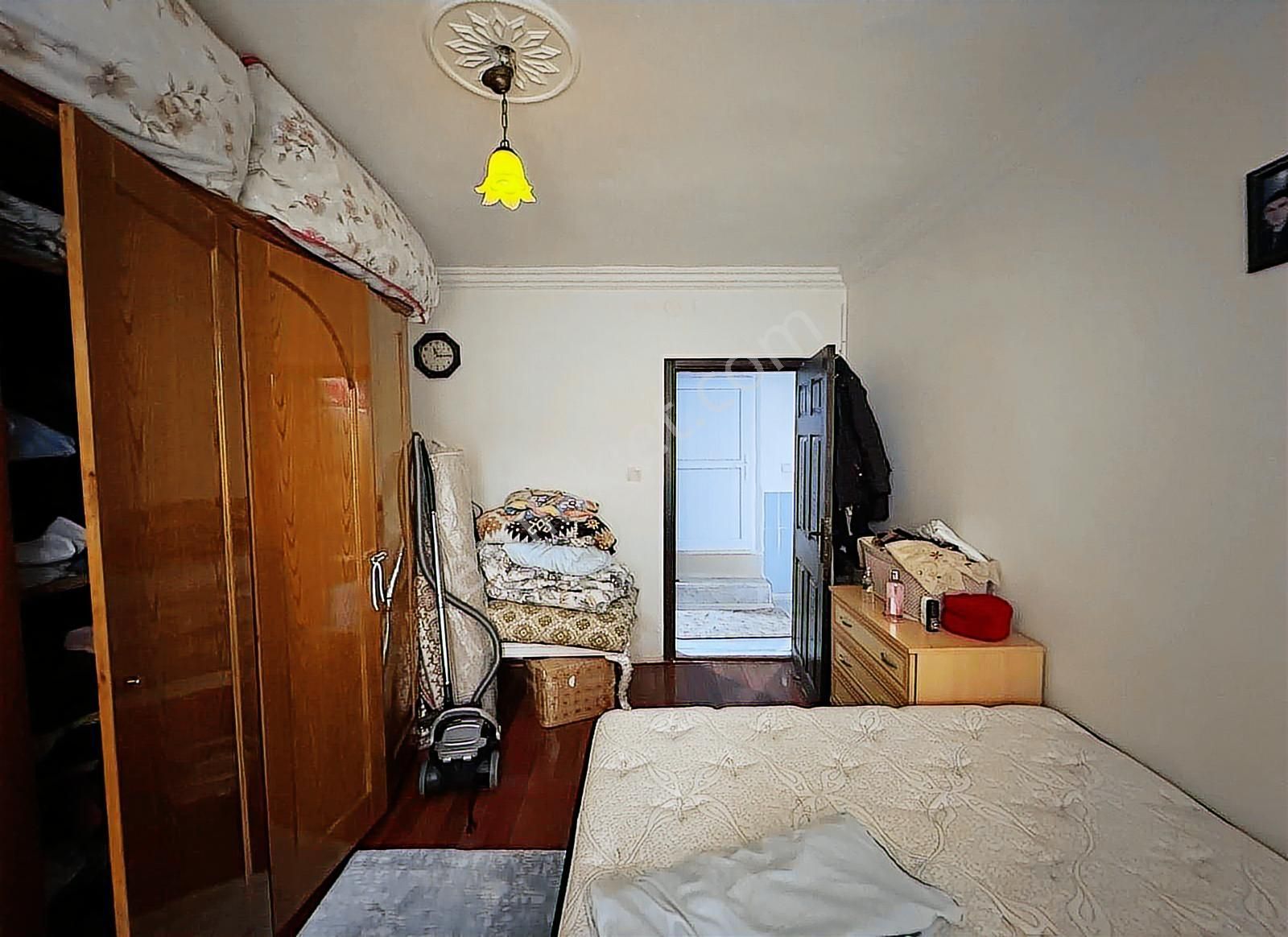 İlk Evim Gayrimenkul'den Cadde Dibi 3+1 Kilerli Daire - Görsel 13