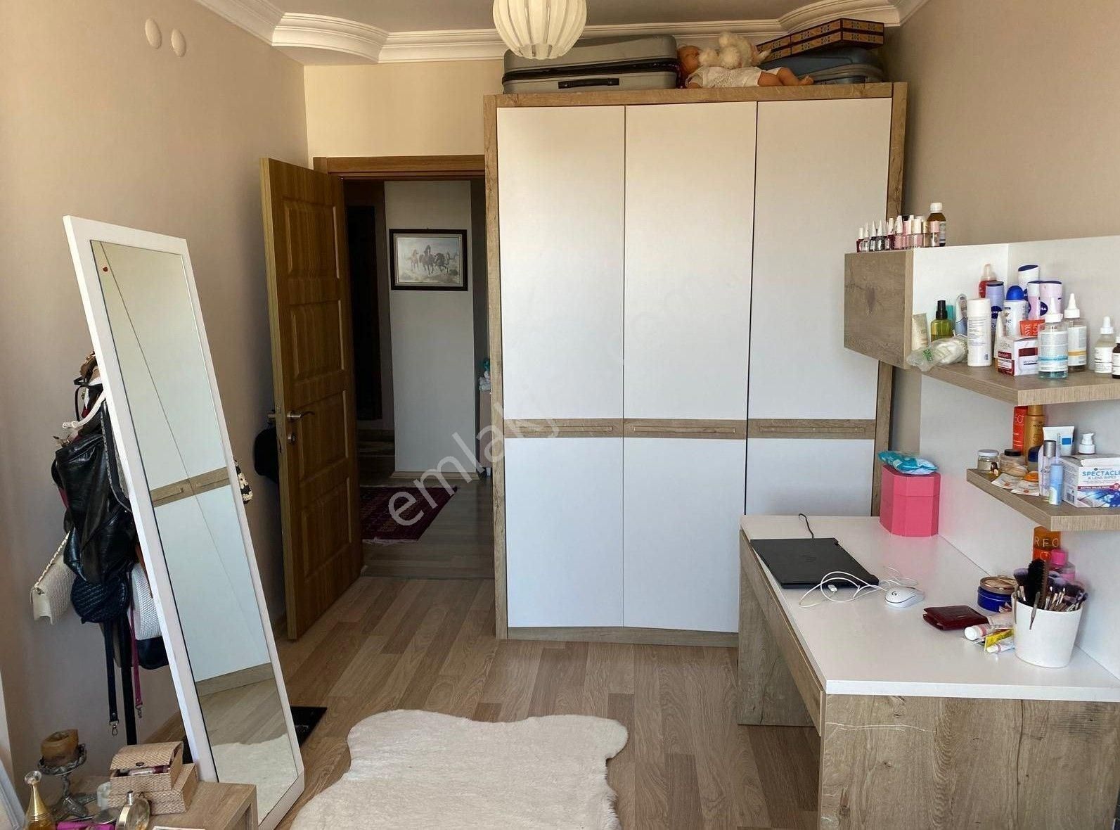 Didim Merkezde Ayrı Mutfak Çok Geniş Satılık 3+1 Daire - Görsel 13