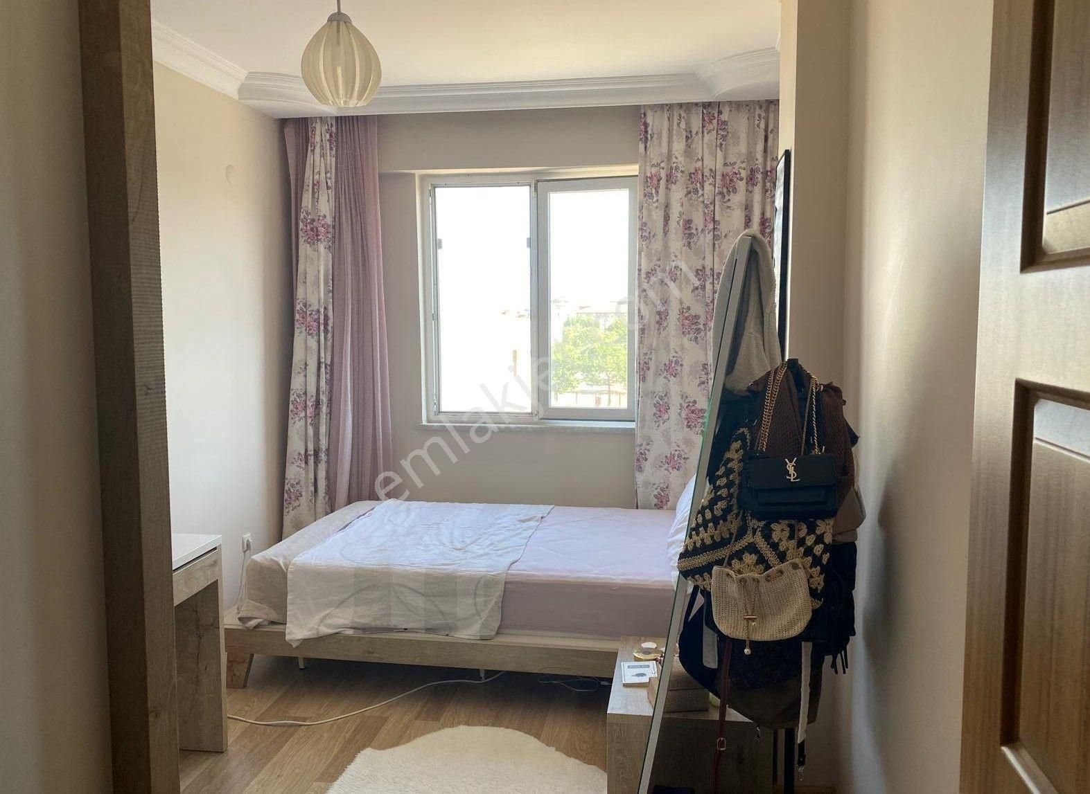 Didim Merkezde Ayrı Mutfak Çok Geniş Satılık 3+1 Daire - Görsel 10