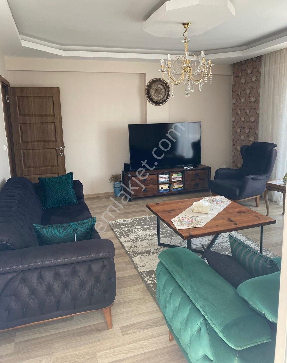 Didim Merkezde Ayrı Mutfak Çok Geniş Satılık 3+1 Daire - Görsel 3