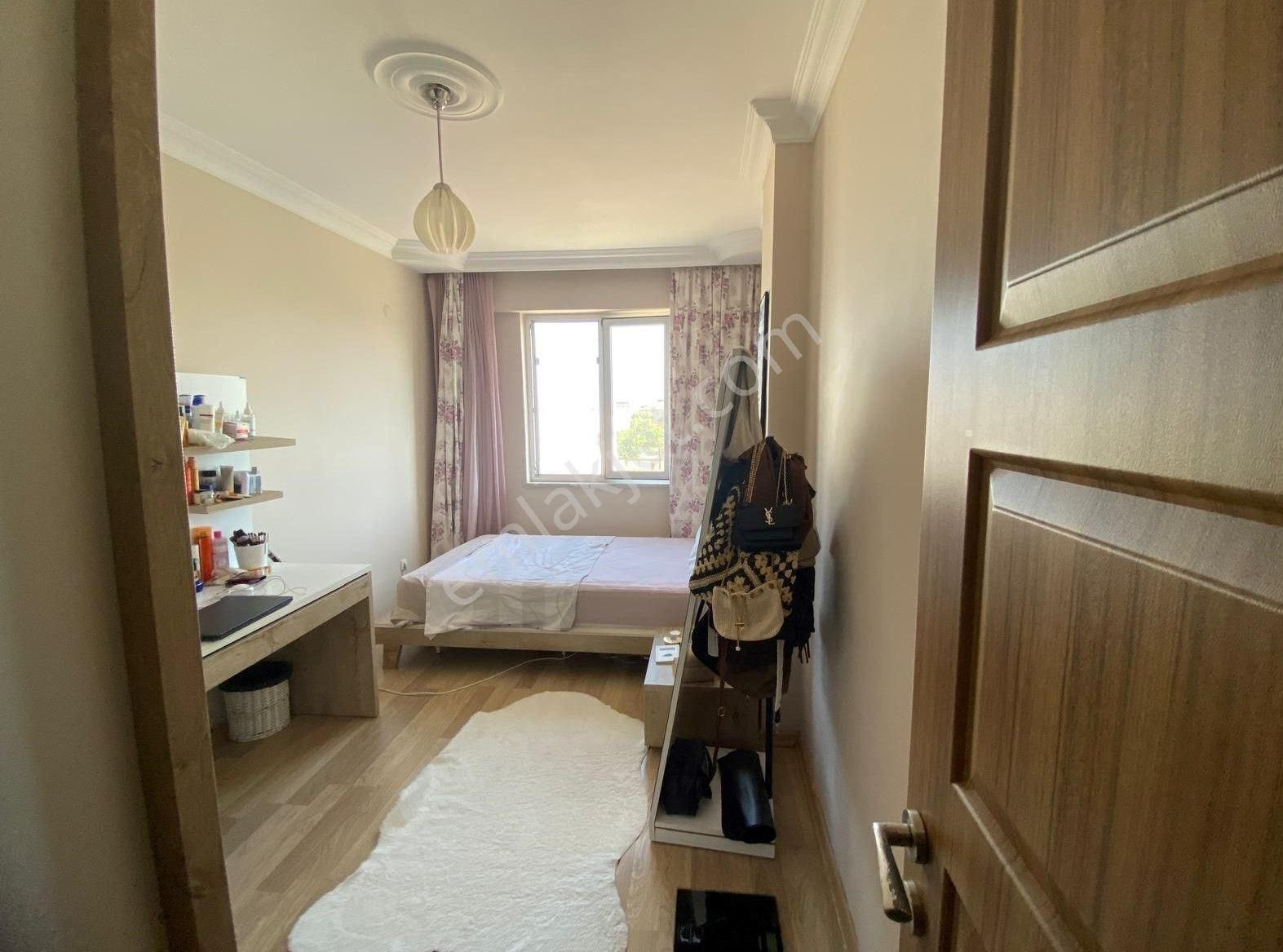 Didim Merkezde Ayrı Mutfak Çok Geniş Satılık 3+1 Daire - Görsel 11