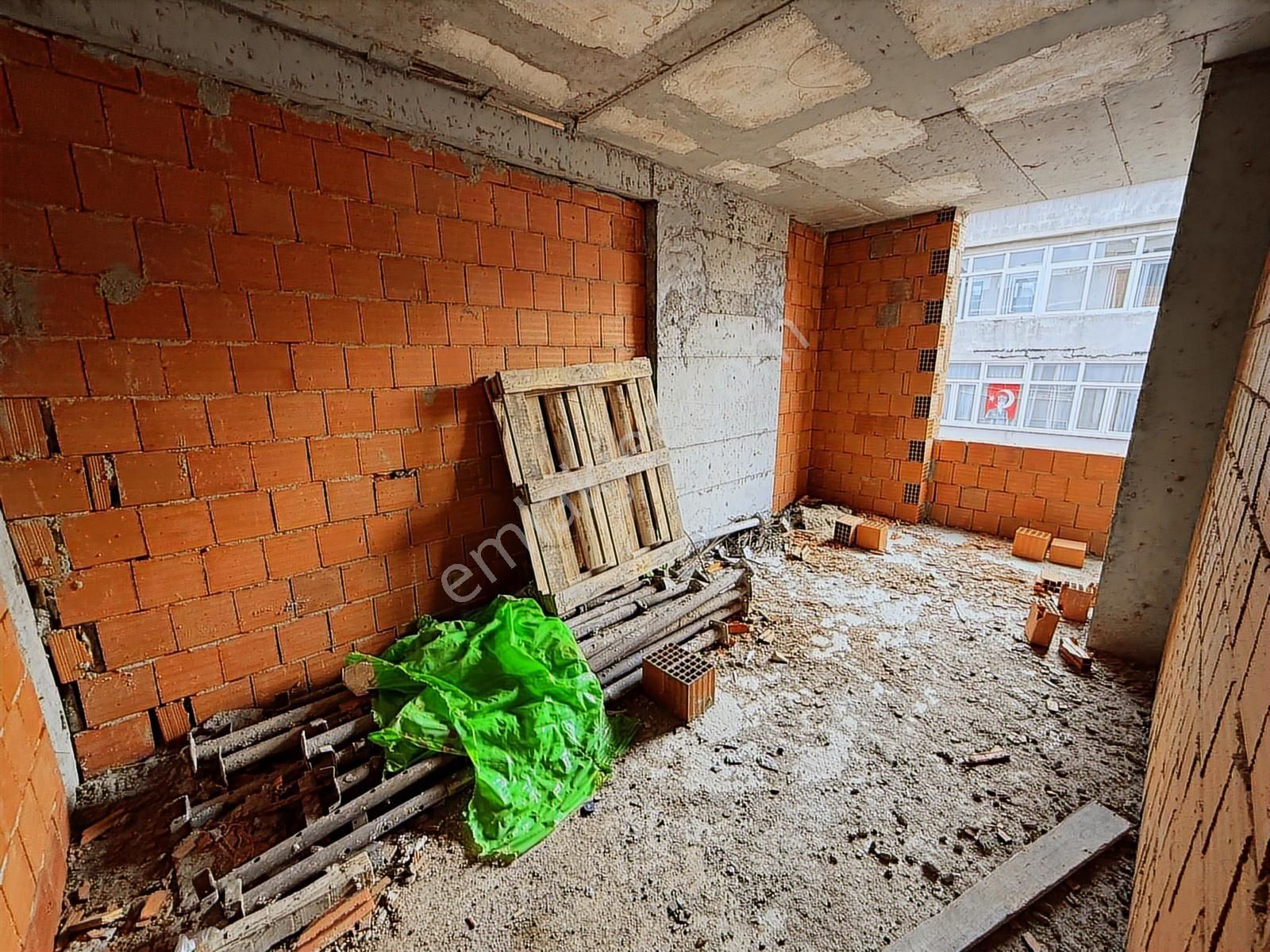 Home'dan Merkez Caminin Dibin'de 3+1 120m² Satılık Ara Kat Daire - Görsel 8