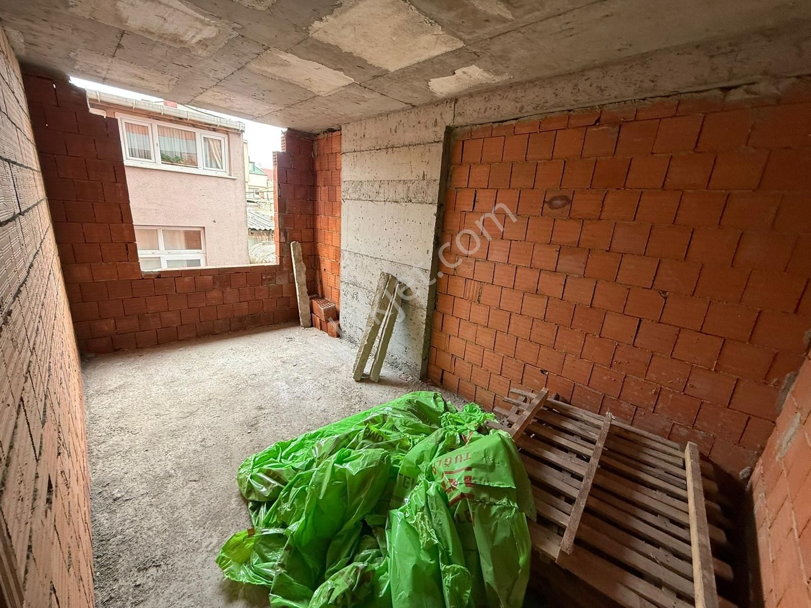 Home'dan Merkez Caminin Dibin'de 3+1 120m² Satılık Ara Kat Daire - Görsel 33