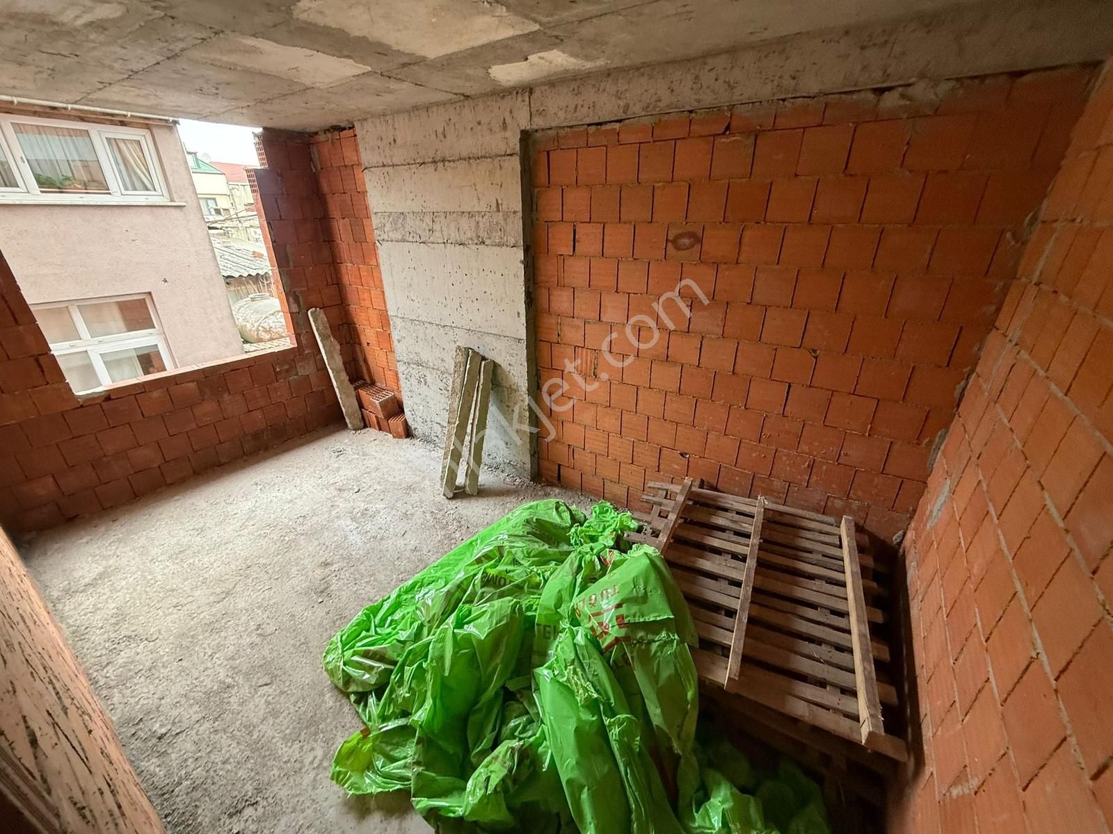 Home'dan Merkez Caminin Dibin'de 3+1 120m² Satılık Ara Kat Daire - Görsel 21