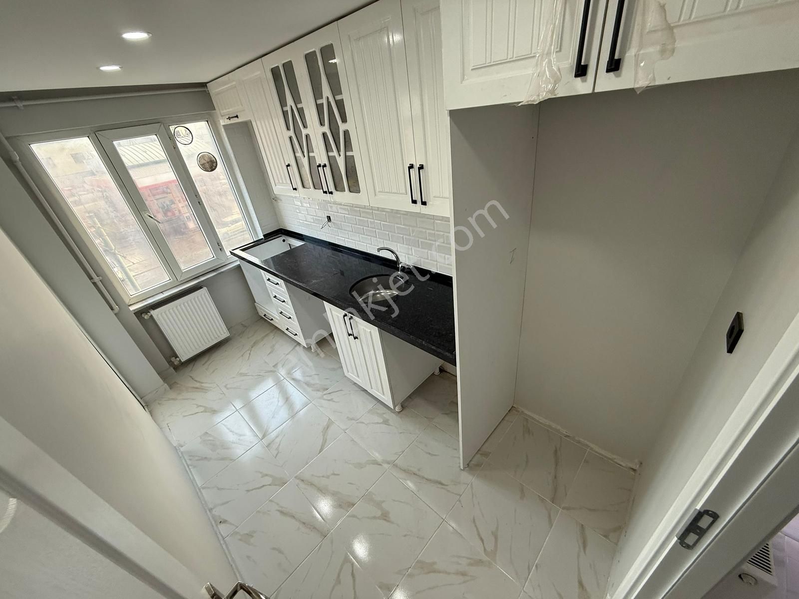 Home'dan Tramway'a Cephe 2+1 90m² Asansörlü Lüks Ara Kat Daire!! - Görsel 11