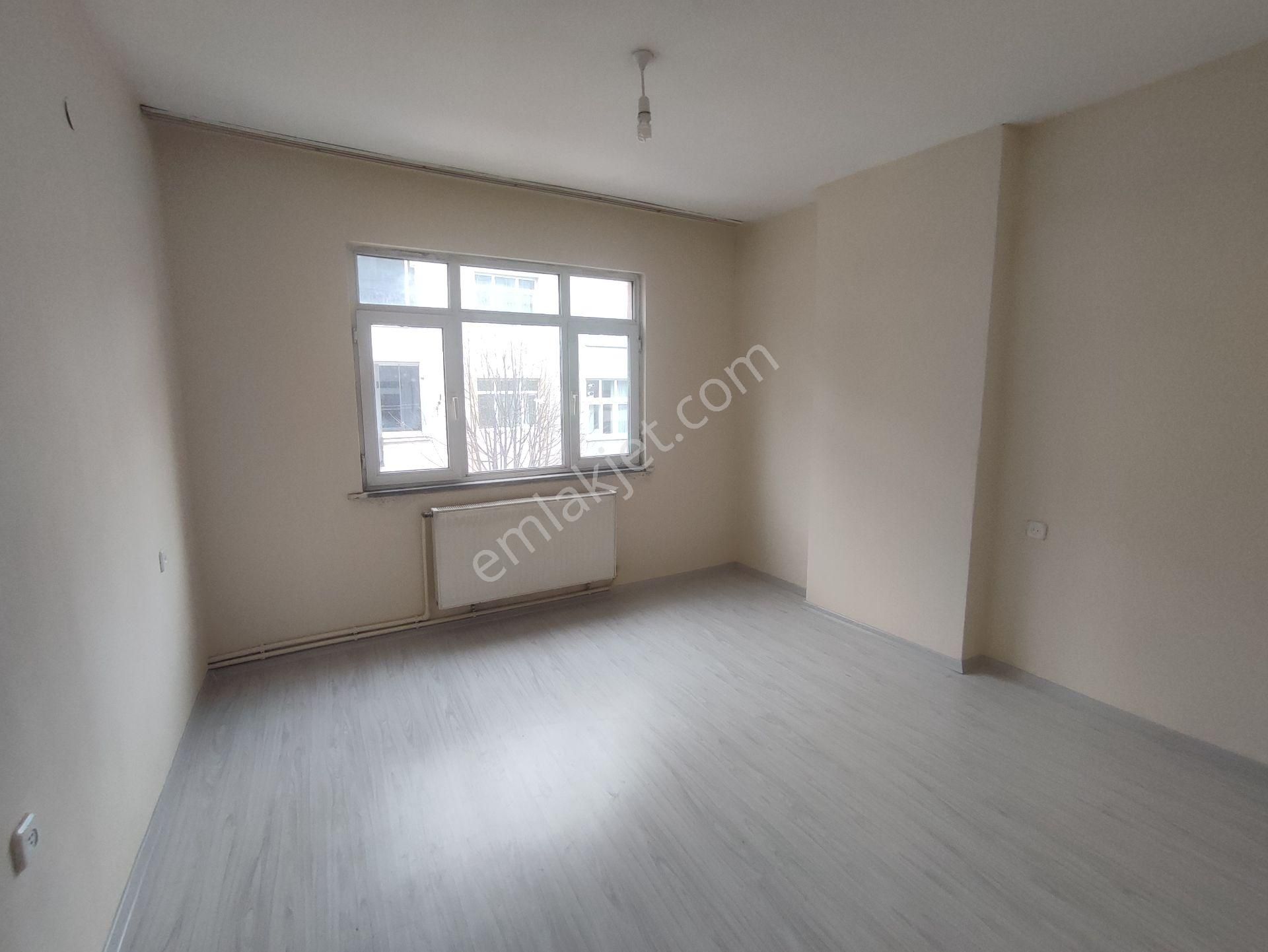 Balcıoğlundan Kocatepe Mahallesinde Kiralık 3+1 Ara Kat Kombili Daire - Görsel 8