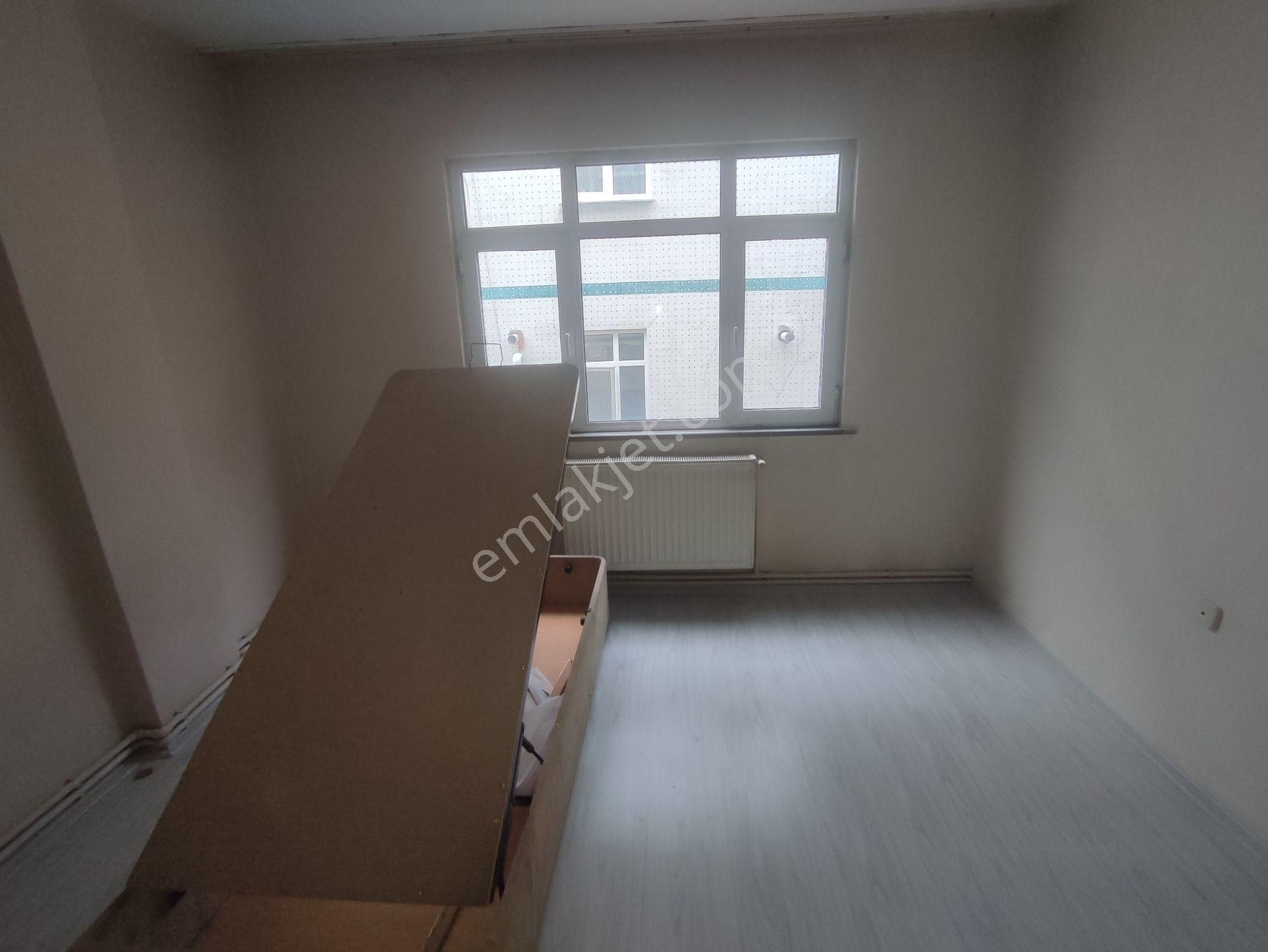 Balcıoğlundan Kocatepe Mahallesinde Kiralık 3+1 Ara Kat Kombili Daire - Görsel 12