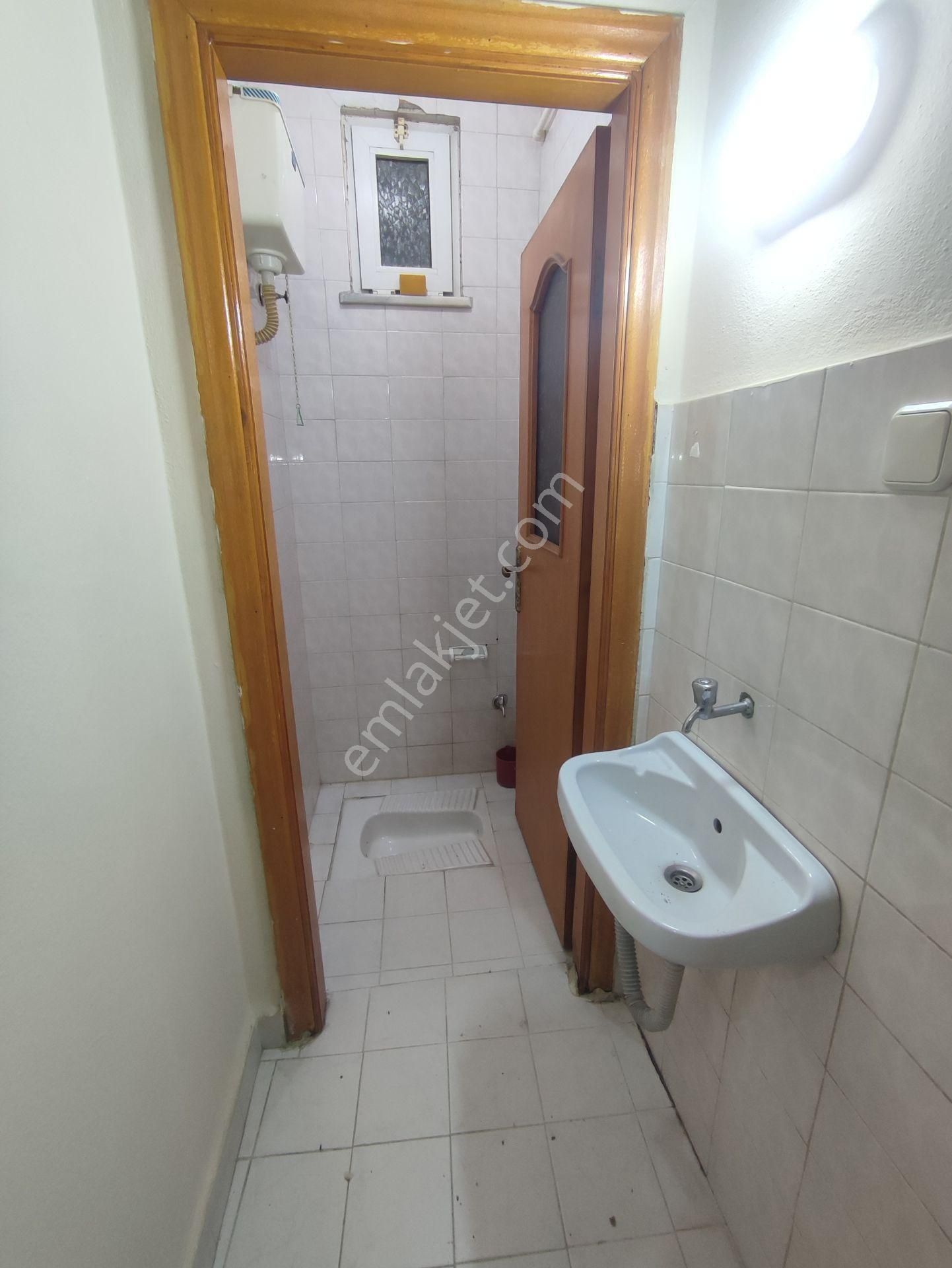 Balcıoğlundan Kocatepe Mahallesinde Kiralık 3+1 Ara Kat Kombili Daire - Görsel 24