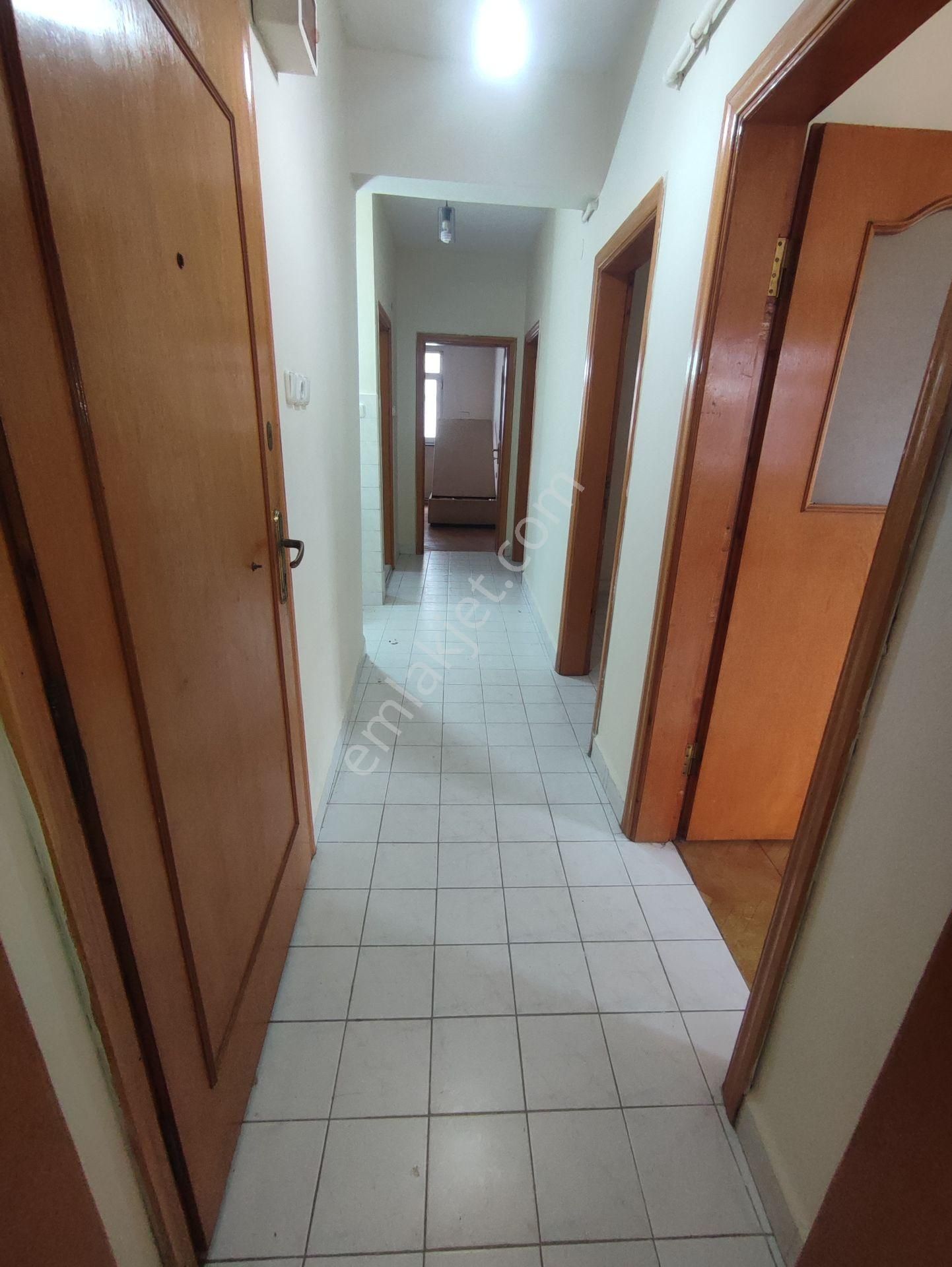 Balcıoğlundan Kocatepe Mahallesinde Kiralık 3+1 Ara Kat Kombili Daire - Görsel 15