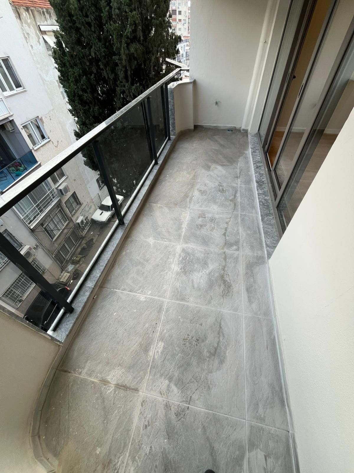 Asilden Göztepe Metro Yakını Full Tadilatlı 3+1 Satılık Daire - Görsel 11