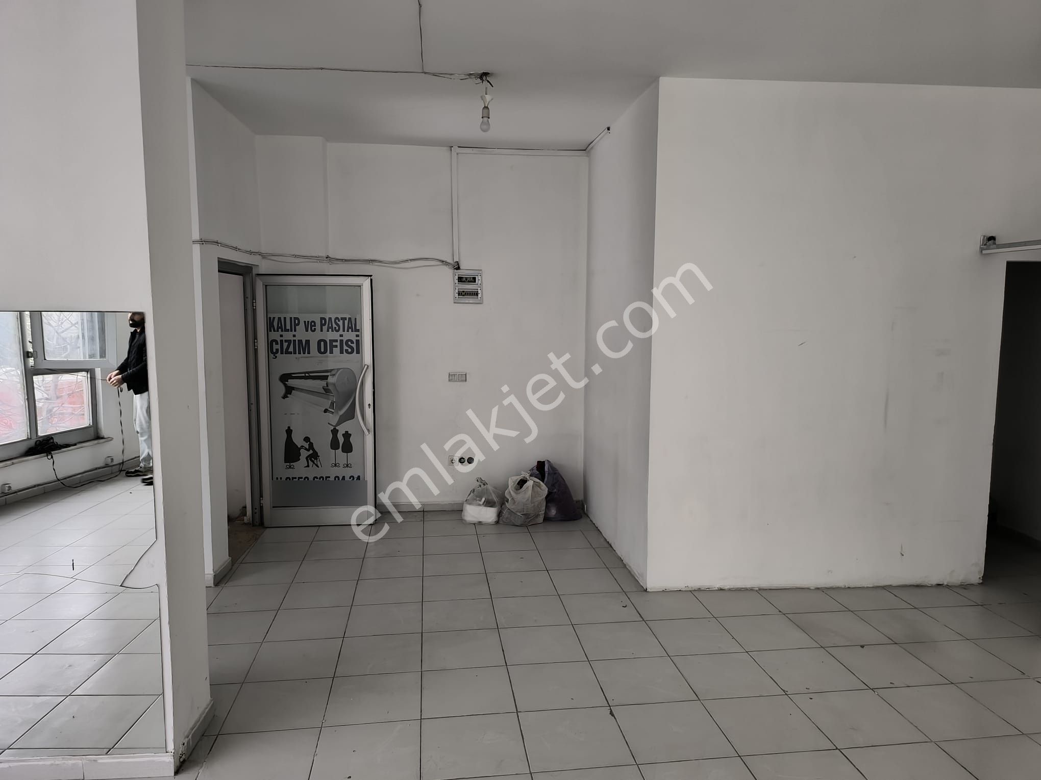 Merkezi Lokasyonlara Yakın Çift Cephe Geniş Ferah Kiralık Dükkan - Görsel 13