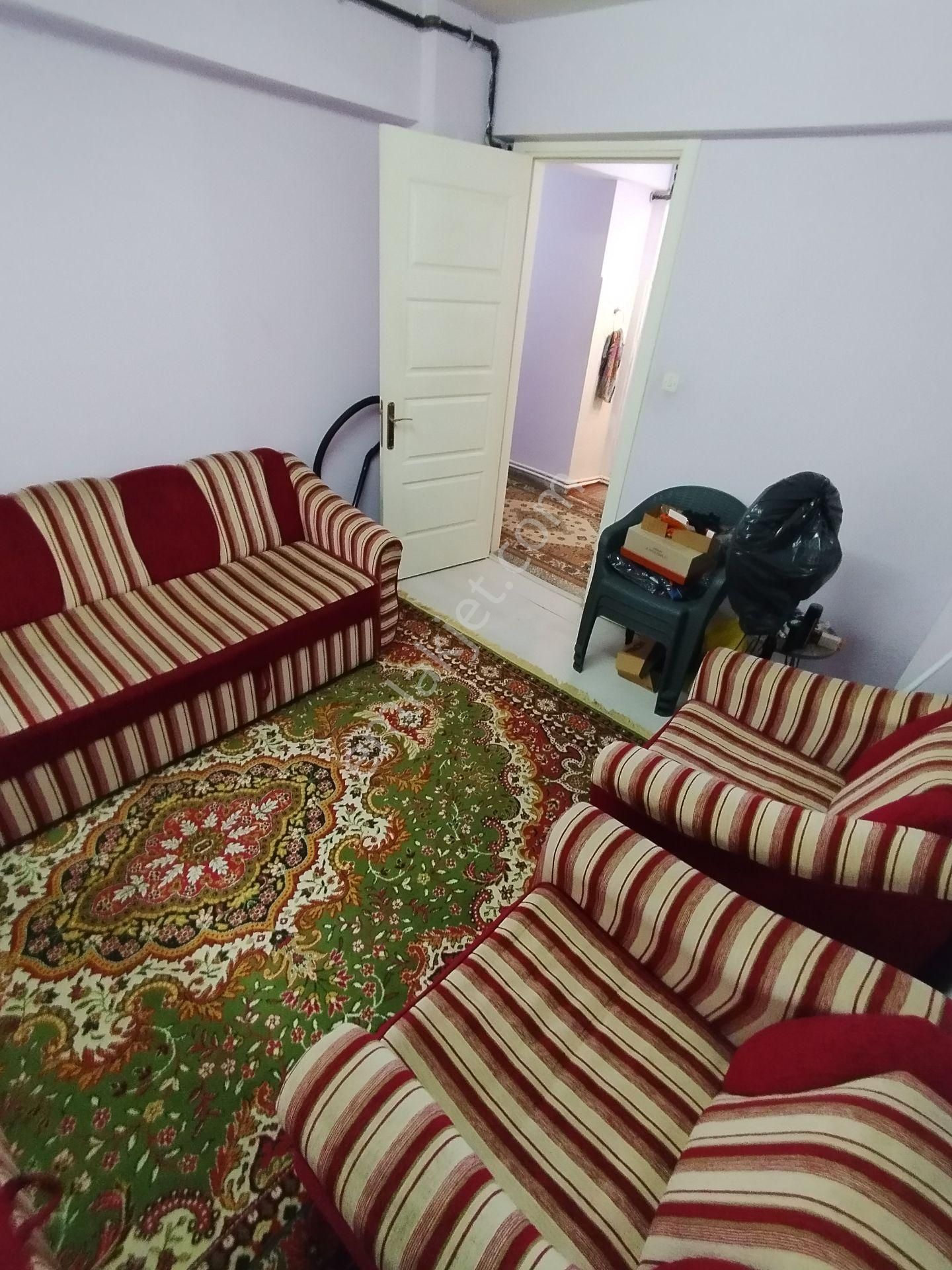 15 Mayıs Mahallesi 559/1 Sokak Zemin Daire Komşu - Görsel 3