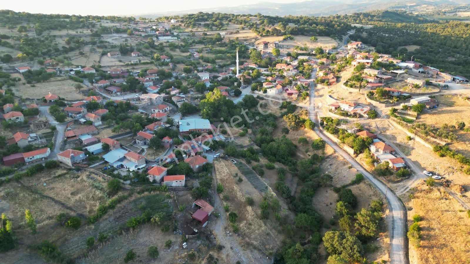 Ayvacık Küçükhusun'da Köy İçi İmar Sınırına 10 Metre - Görsel 35