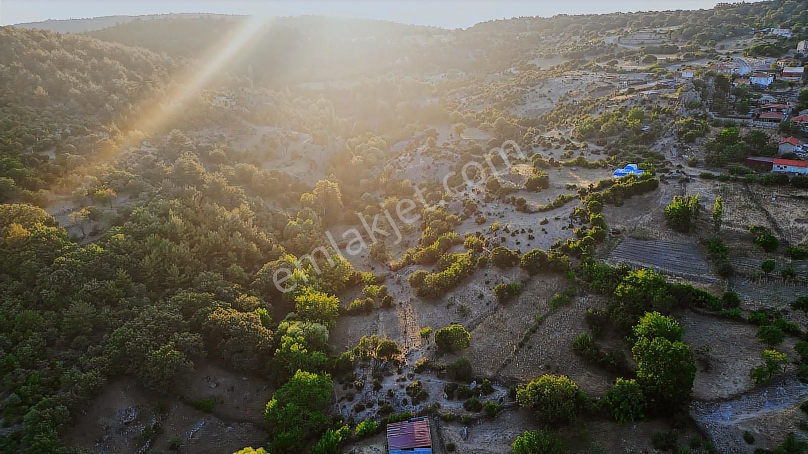 Ayvacık Küçükhusun'da Köy İçi İmar Sınırına 10 Metre - Görsel 28