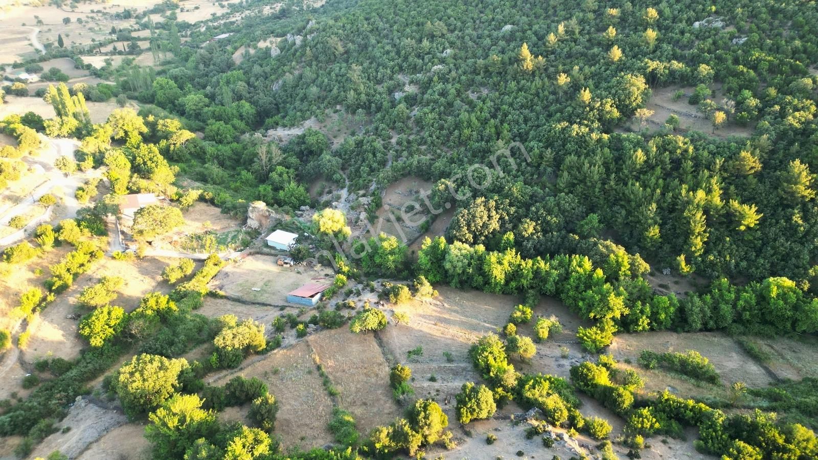 Ayvacık Küçükhusun'da Köy İçi İmar Sınırına 10 Metre - Görsel 10