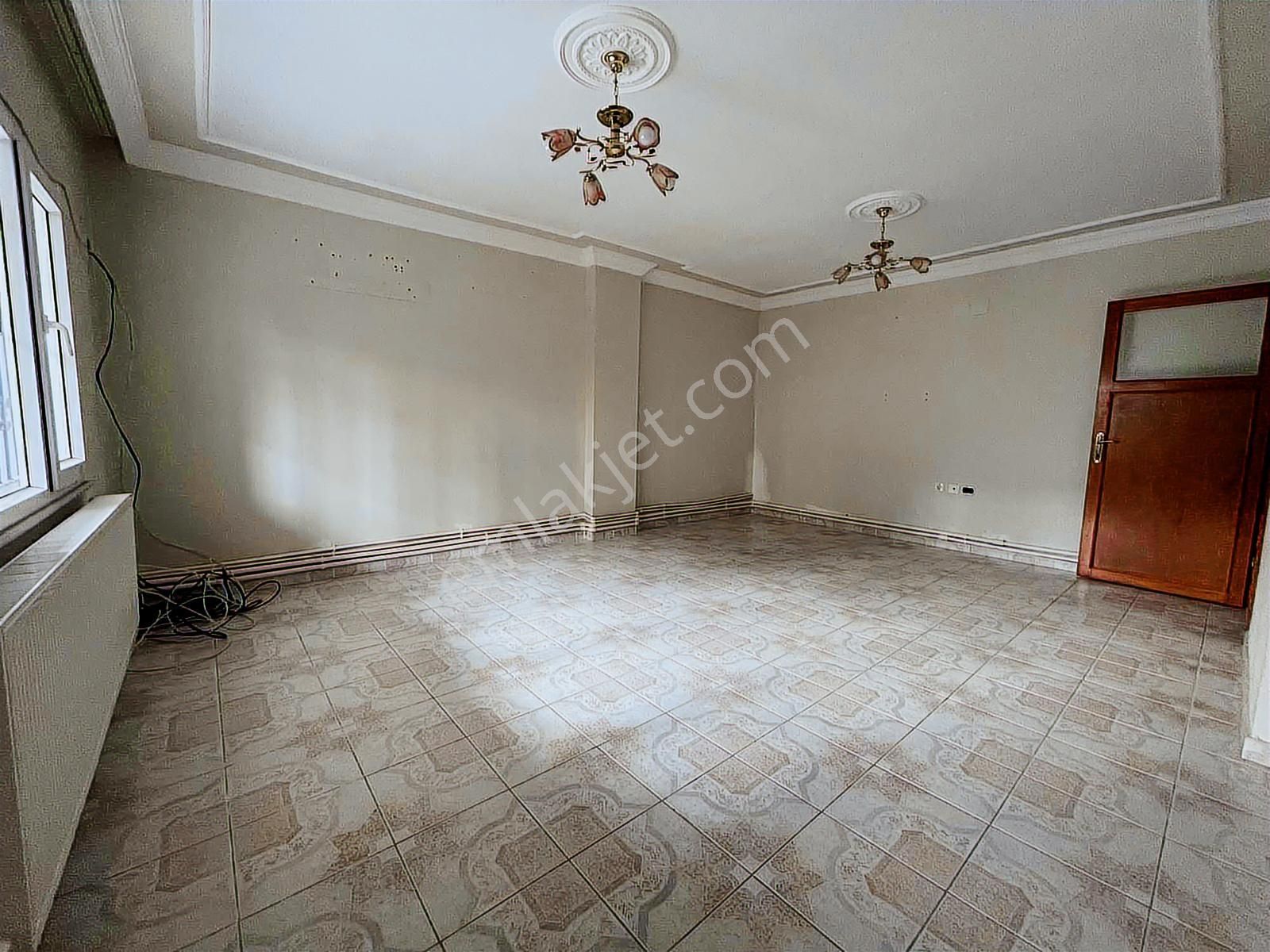 100.yılda~3+1~k.mutfak~doğalgazlı~bahçeli~geniş~oturum~müstakil~ - Görsel 6