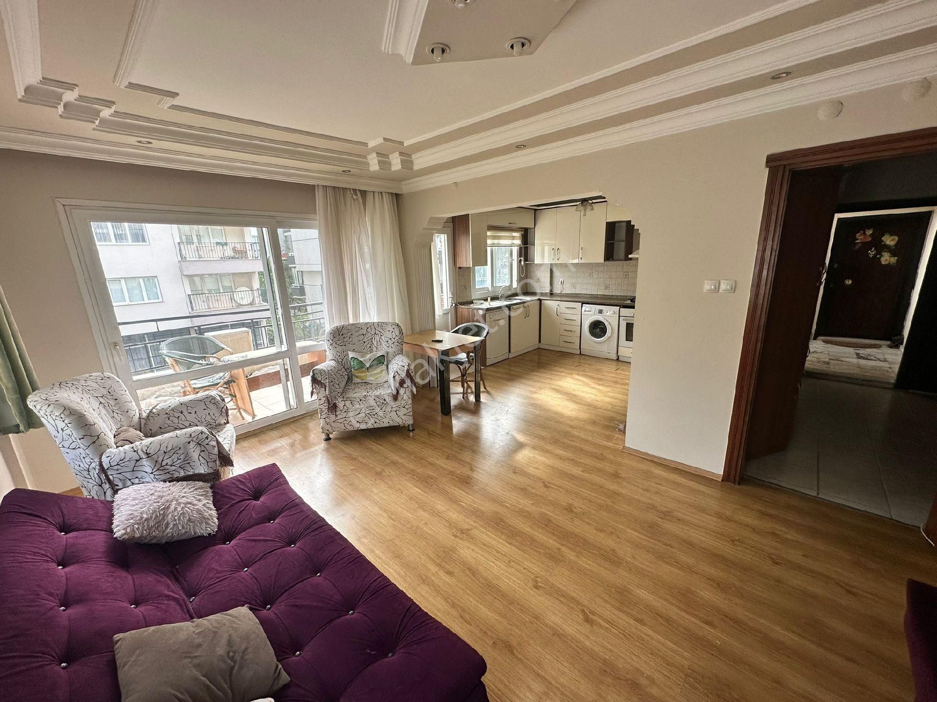 Kuşadası Merkezde Arakat 3+1 Fırsat Satılık Daire - Görsel 3