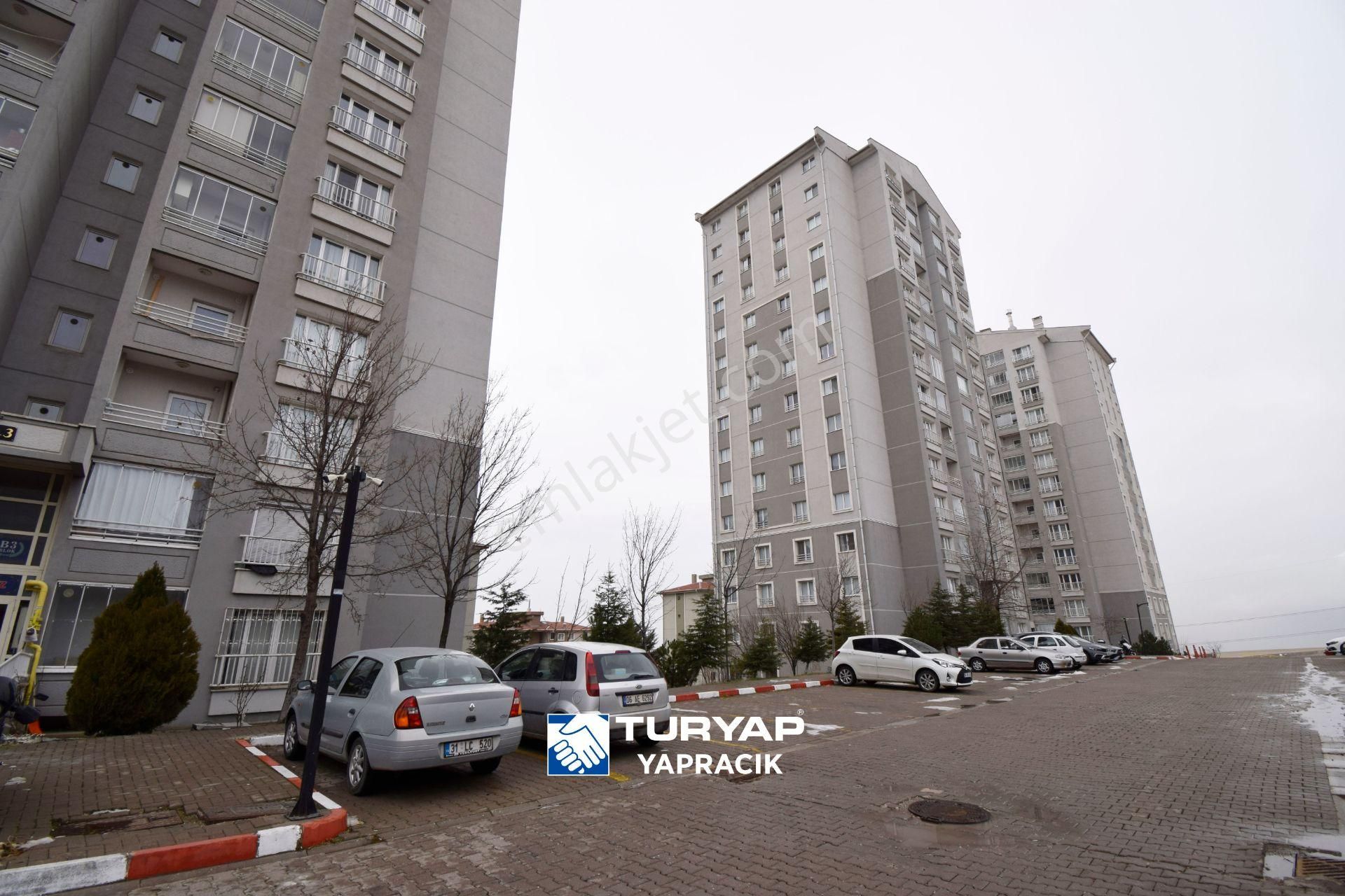 Turyap Yapracık'tan 1.bölgede Büyük Tip Satılık 2+1 Daire - Görsel 4