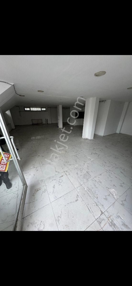 Konumu Güzel Yerde Satılık Dükkan - Görsel 4