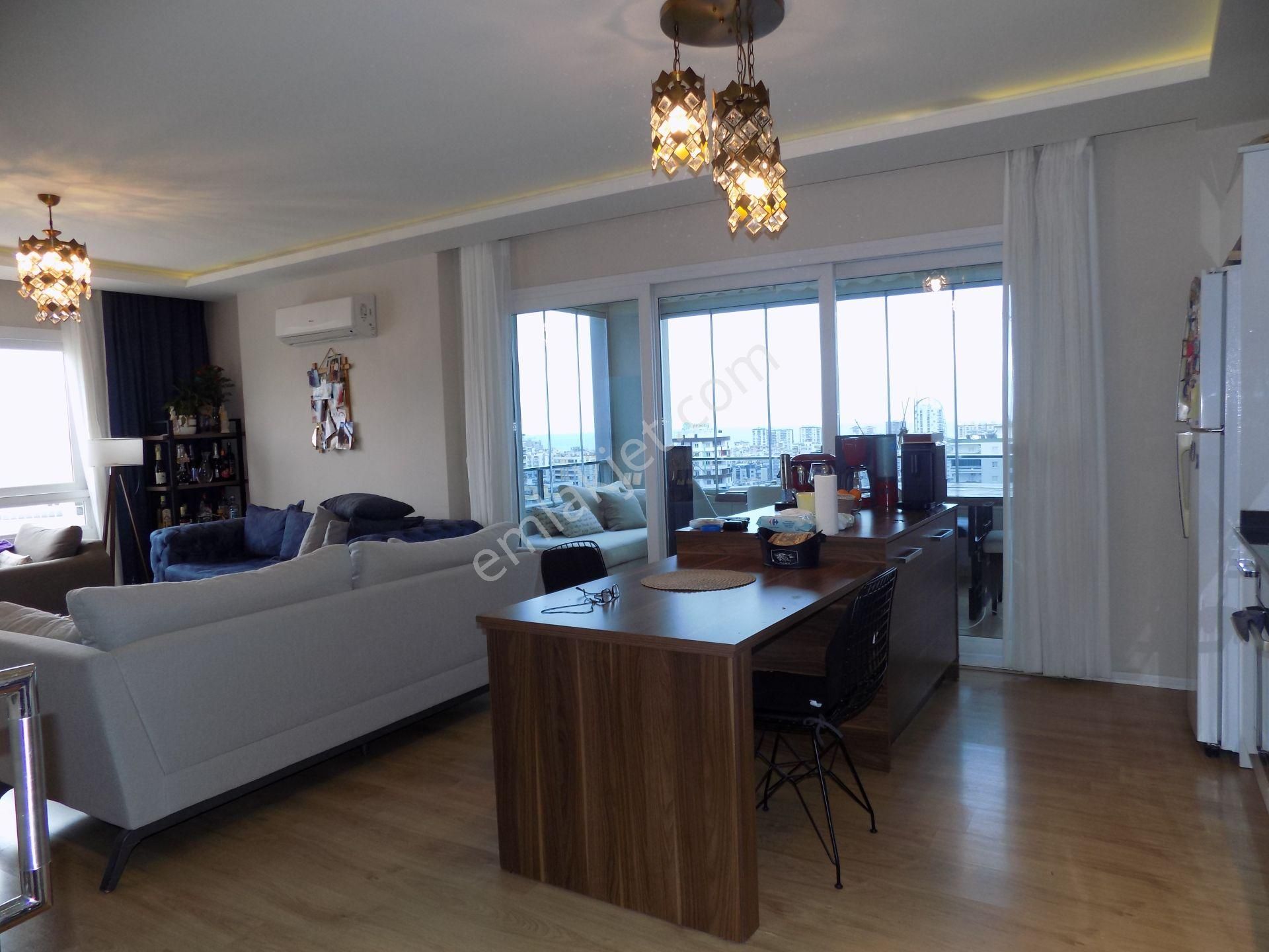 A'dan Caddenin En Prestijli Ve Lüks Sitesinde Geniş 2+1 Satılık - Görsel 2