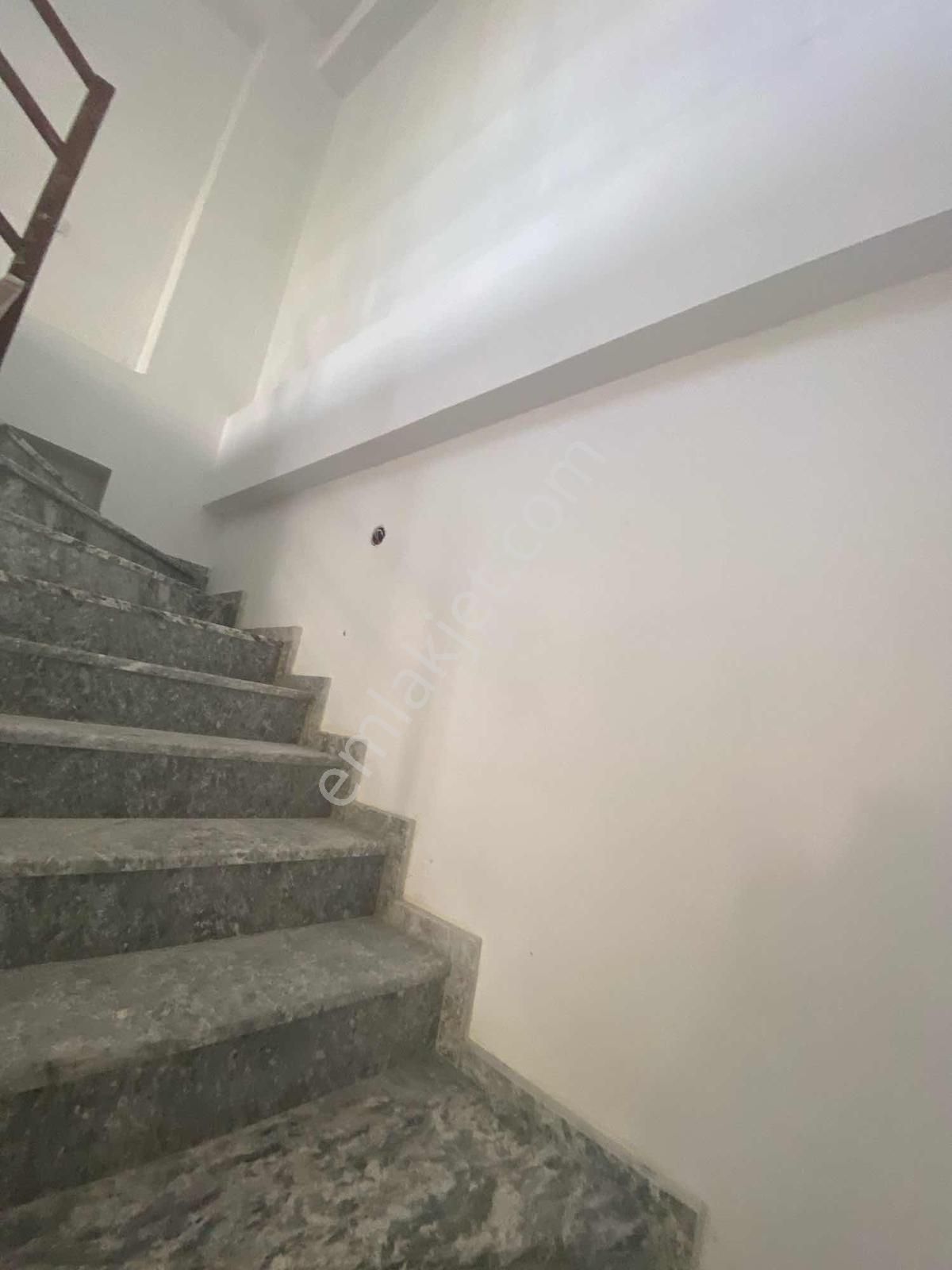 Örnek Mahallesi 200 M2 Çekme Katlı Kiralık Dükkan - Görsel 6