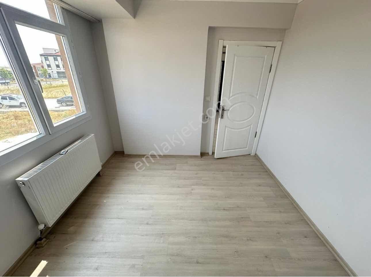 Sıfır 1+1 Daire Hazır Kiracılı Fırsat Yatırım - Görsel 7