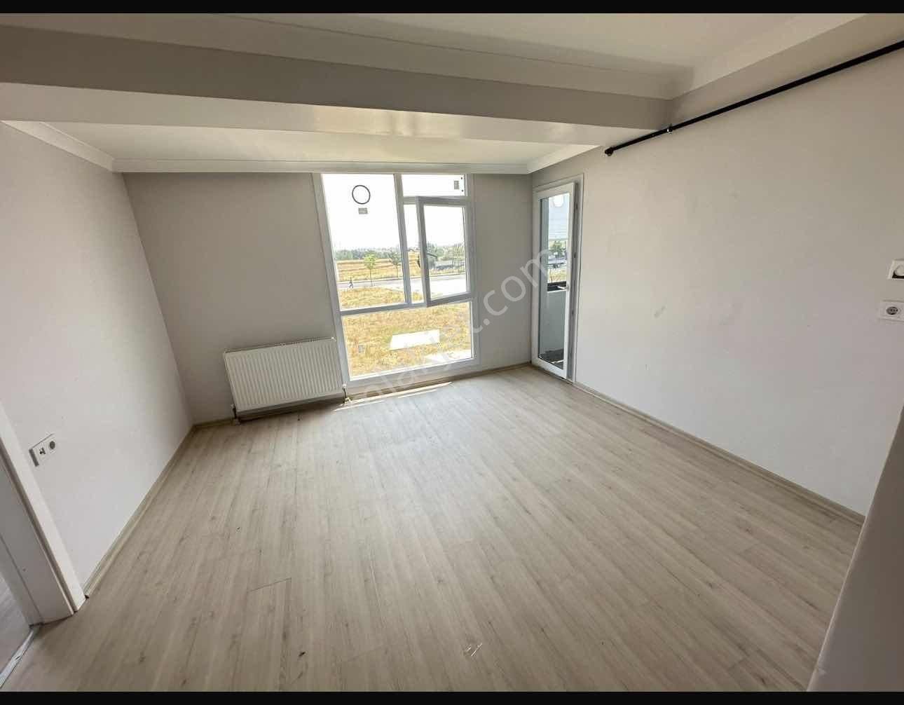 Sıfır 1+1 Daire Hazır Kiracılı Fırsat Yatırım - Görsel 3