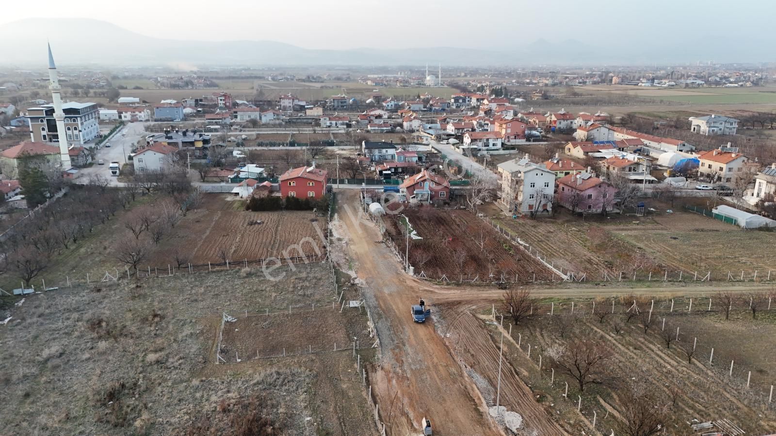 Bahçeşehir’de Ev Yapmaya Hazır Arsa - Görsel 19