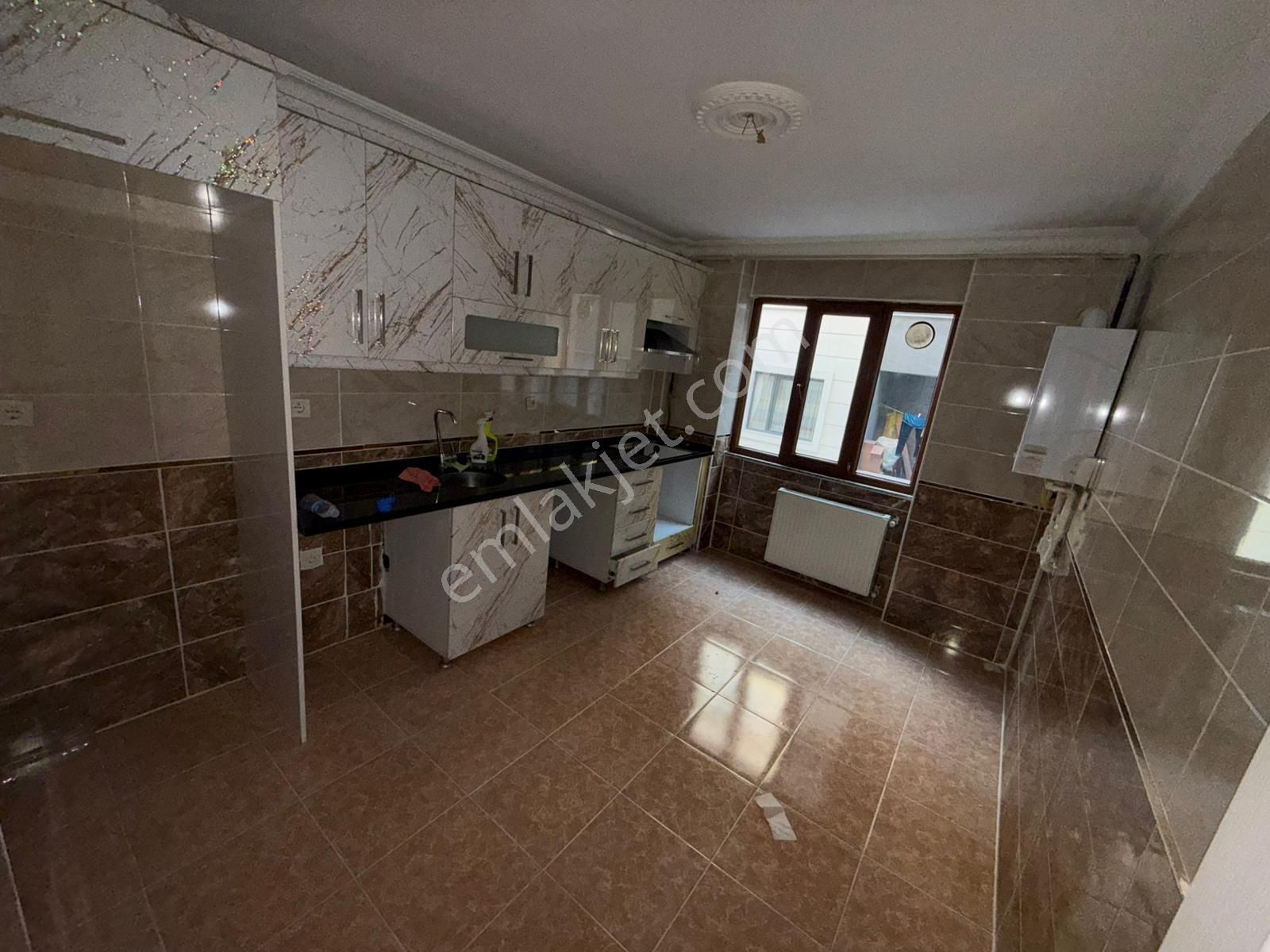 Home'dan Tramvay Dibinde Satılık 130m 3+1 Lüx Ara Kat Daire Acil - Görsel 5