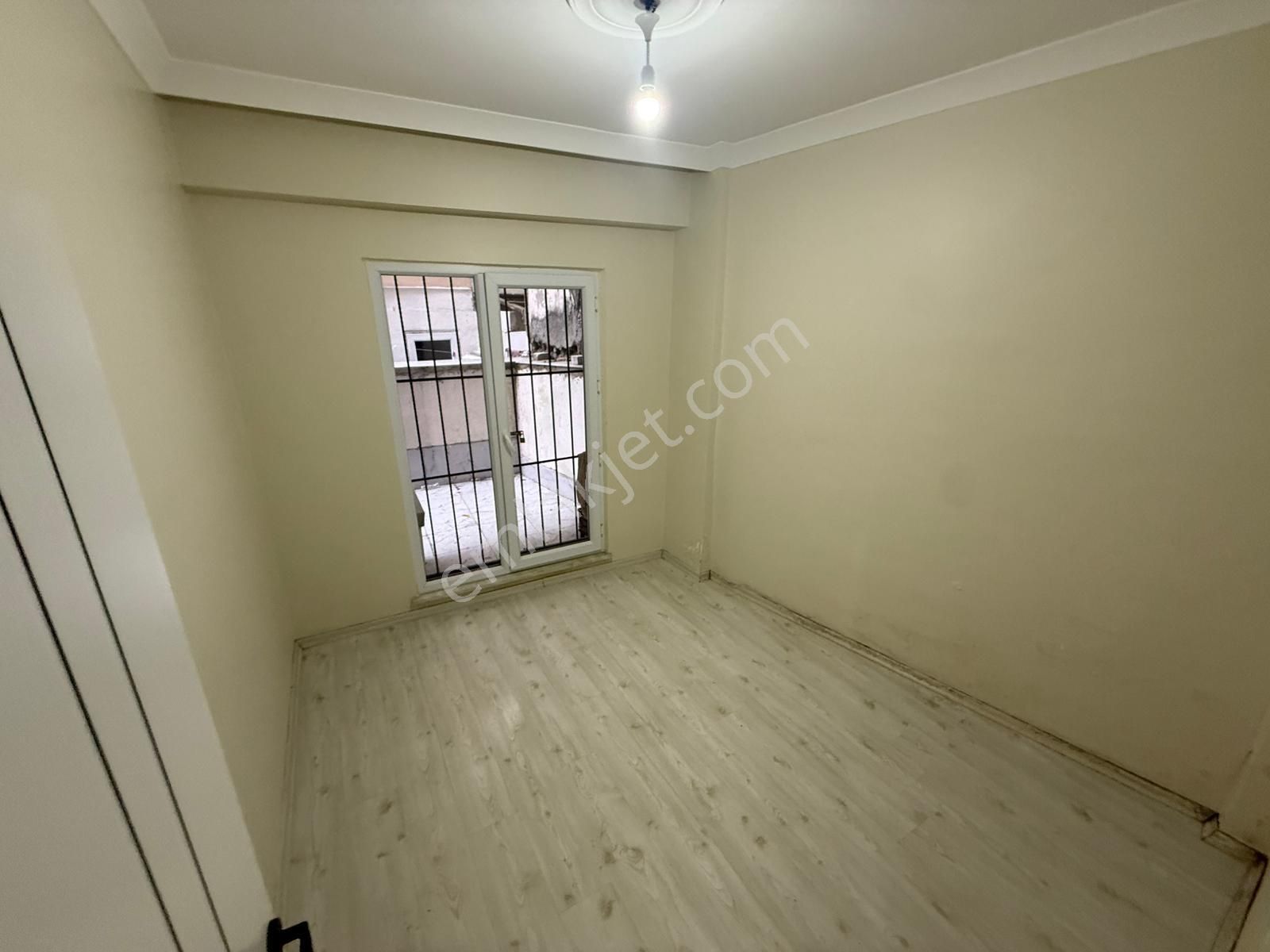 Home'dan Malkoçoğlu Mah'de Satılık 100m 2+1 Lüx Bahçe Katı Daire - Görsel 33