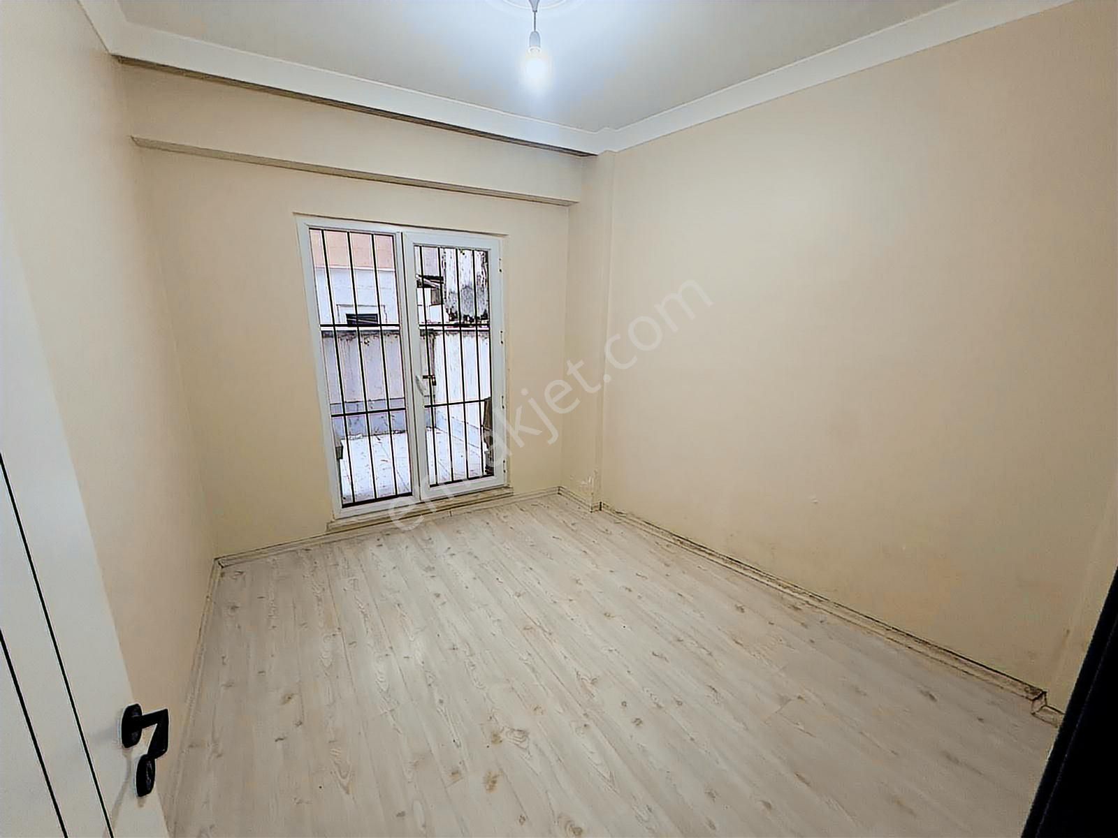 Home'dan Malkoçoğlu Mah'de Satılık 100m 2+1 Lüx Bahçe Katı Daire - Görsel 32