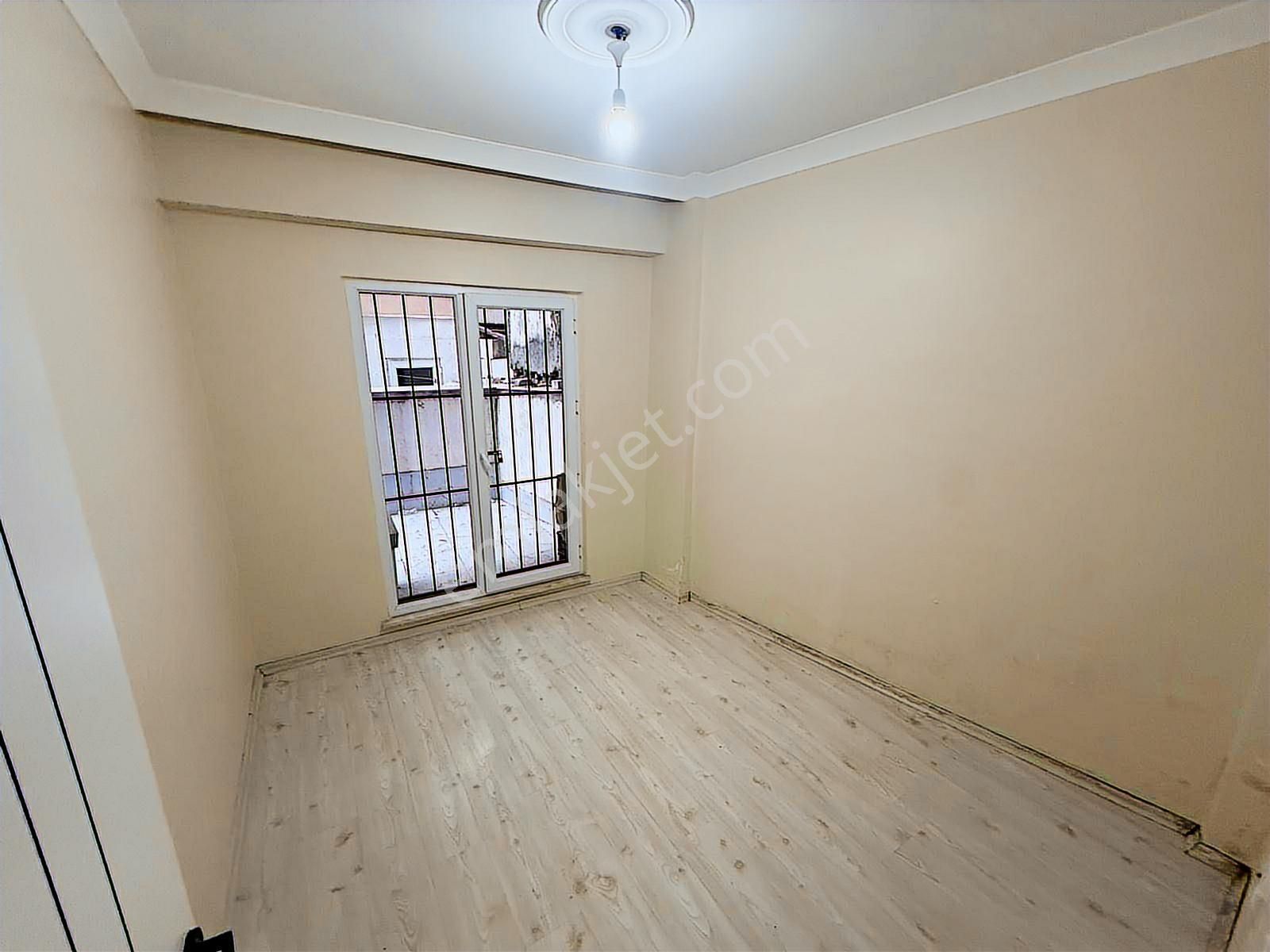 Home'dan Malkoçoğlu Mah'de Satılık 100m 2+1 Lüx Bahçe Katı Daire - Görsel 21