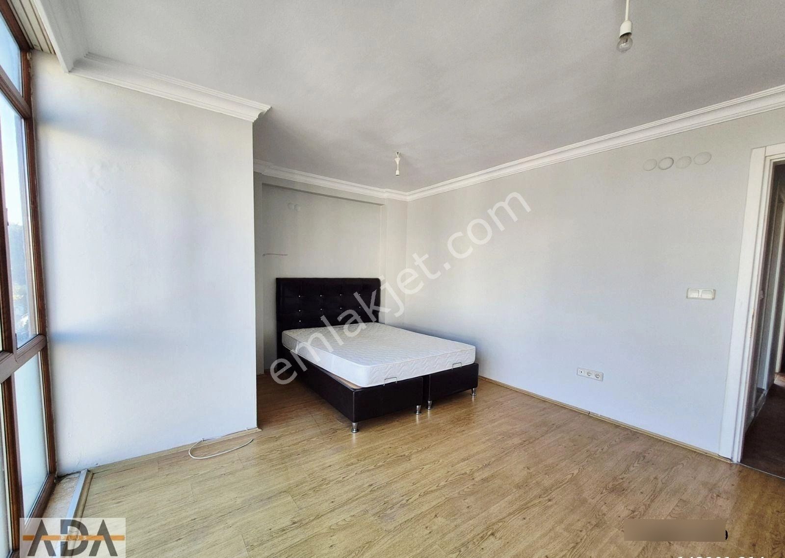 Kuşadası Şehir Merkezinde Satılık Fırsat 2+1 Daire - Görsel 5