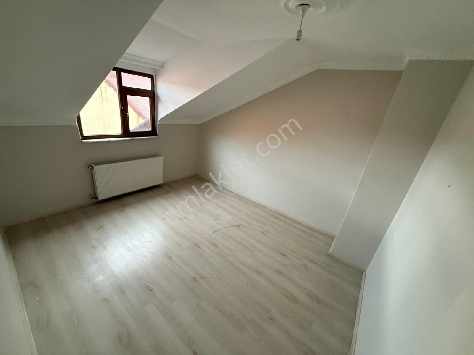 Home'dan İsmetpaşa Mah Tranvay Dibi Kiralık 100m 2+1 4-kat Daire - Görsel 14