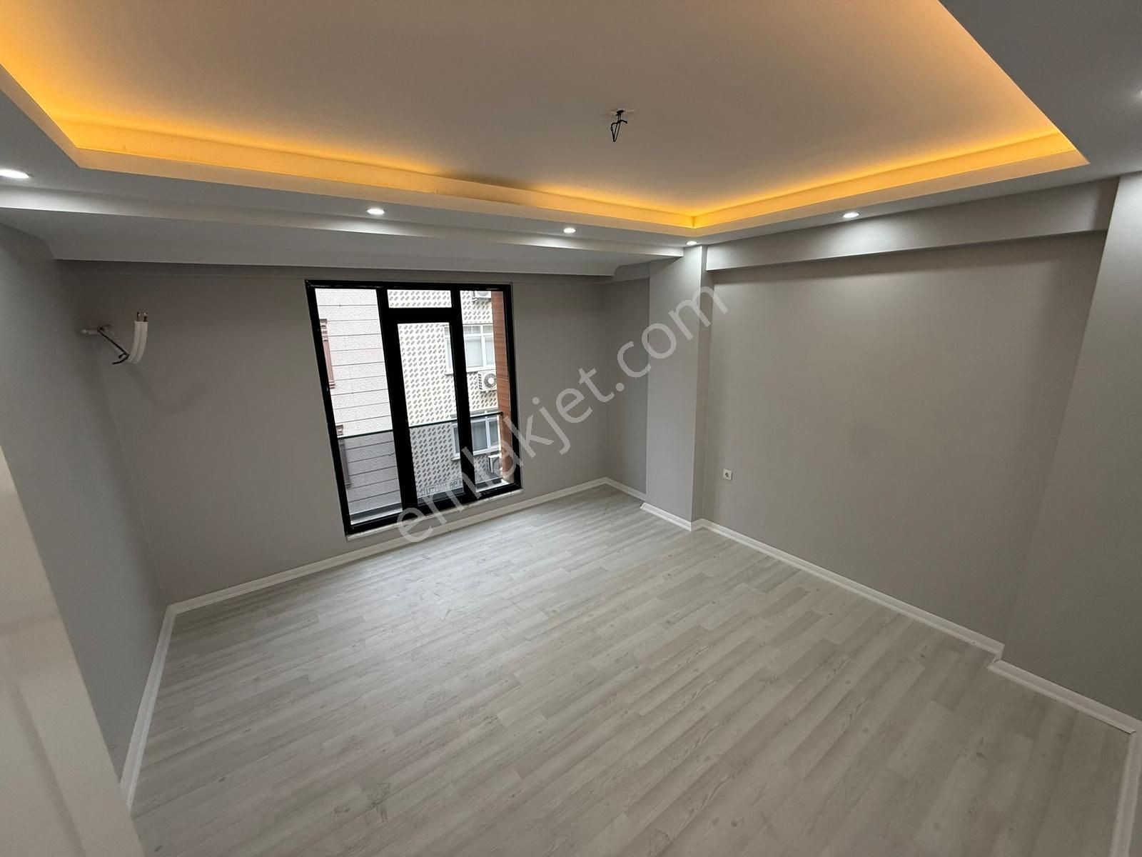 Home'dan Cebeci Mah'de Satılık 100m² 2+1 Lüx Ara Kat Daireler...