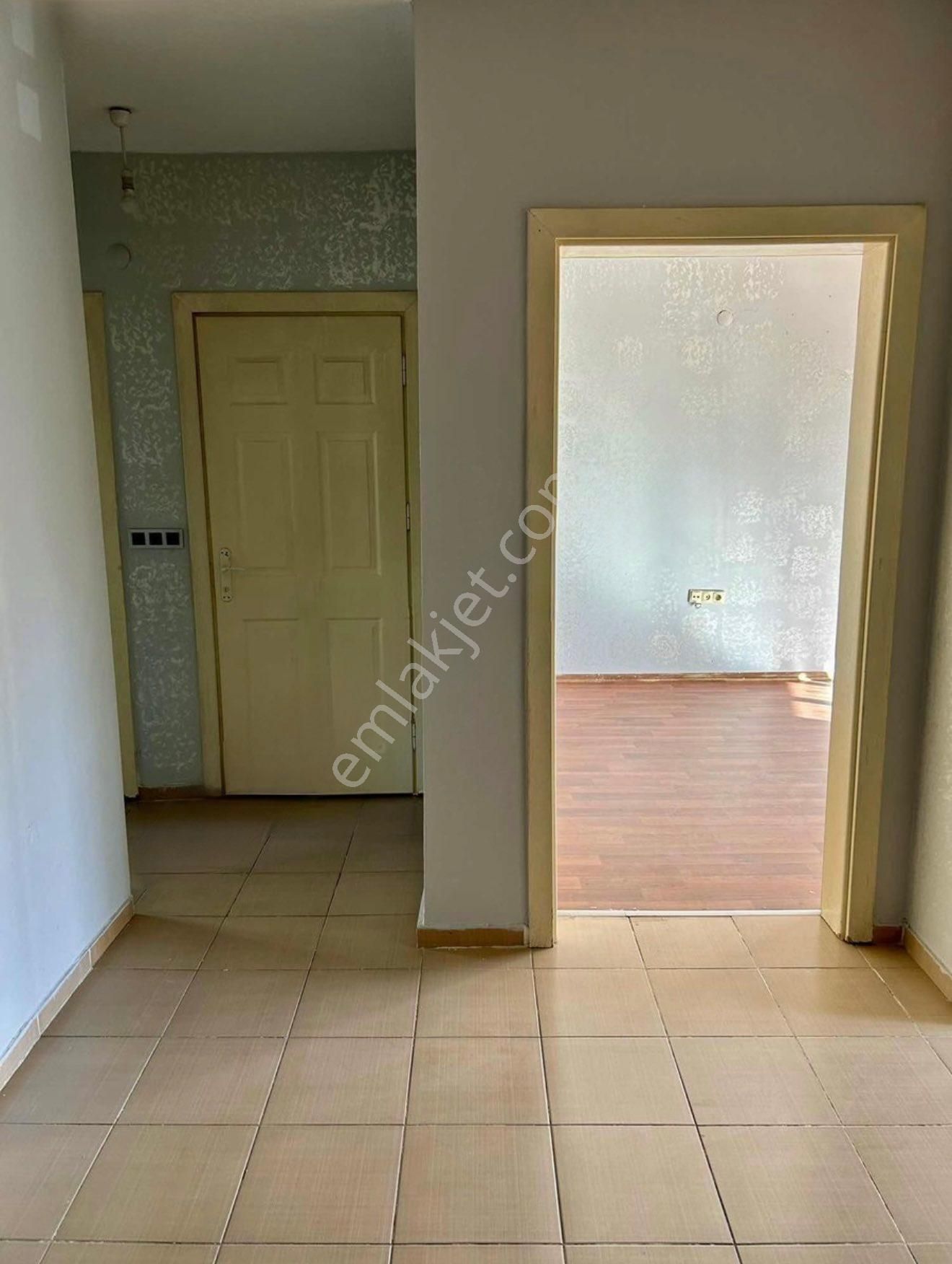 Yeşiloba Tokiler’de Kapalı Mutfaklı 2+1 Kiralık Daire - Görsel 8