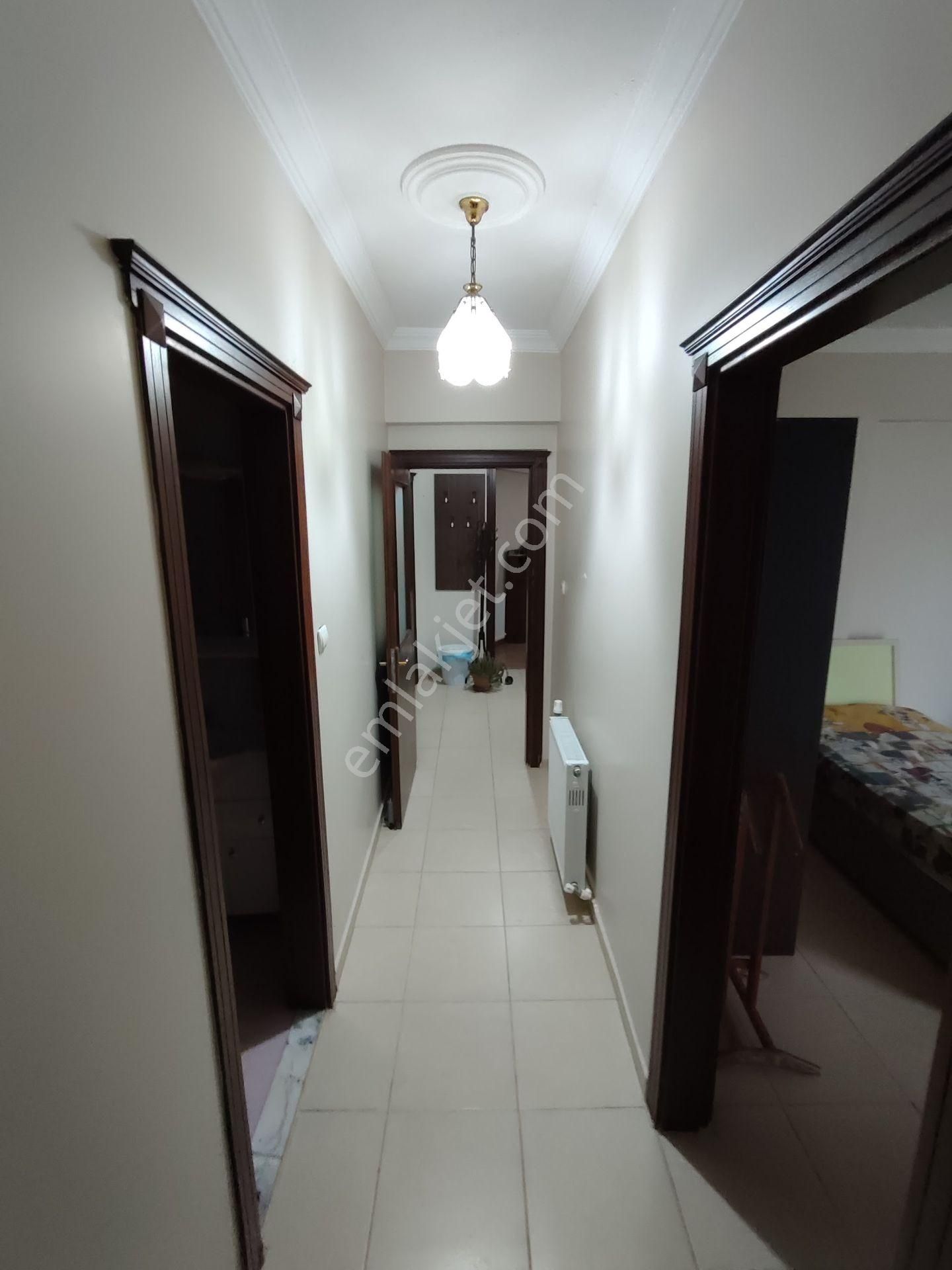 A'dan Mezitli'de İyi Konumlu Denize Sıfır Site İçi Kiralık 2+1 - Görsel 26