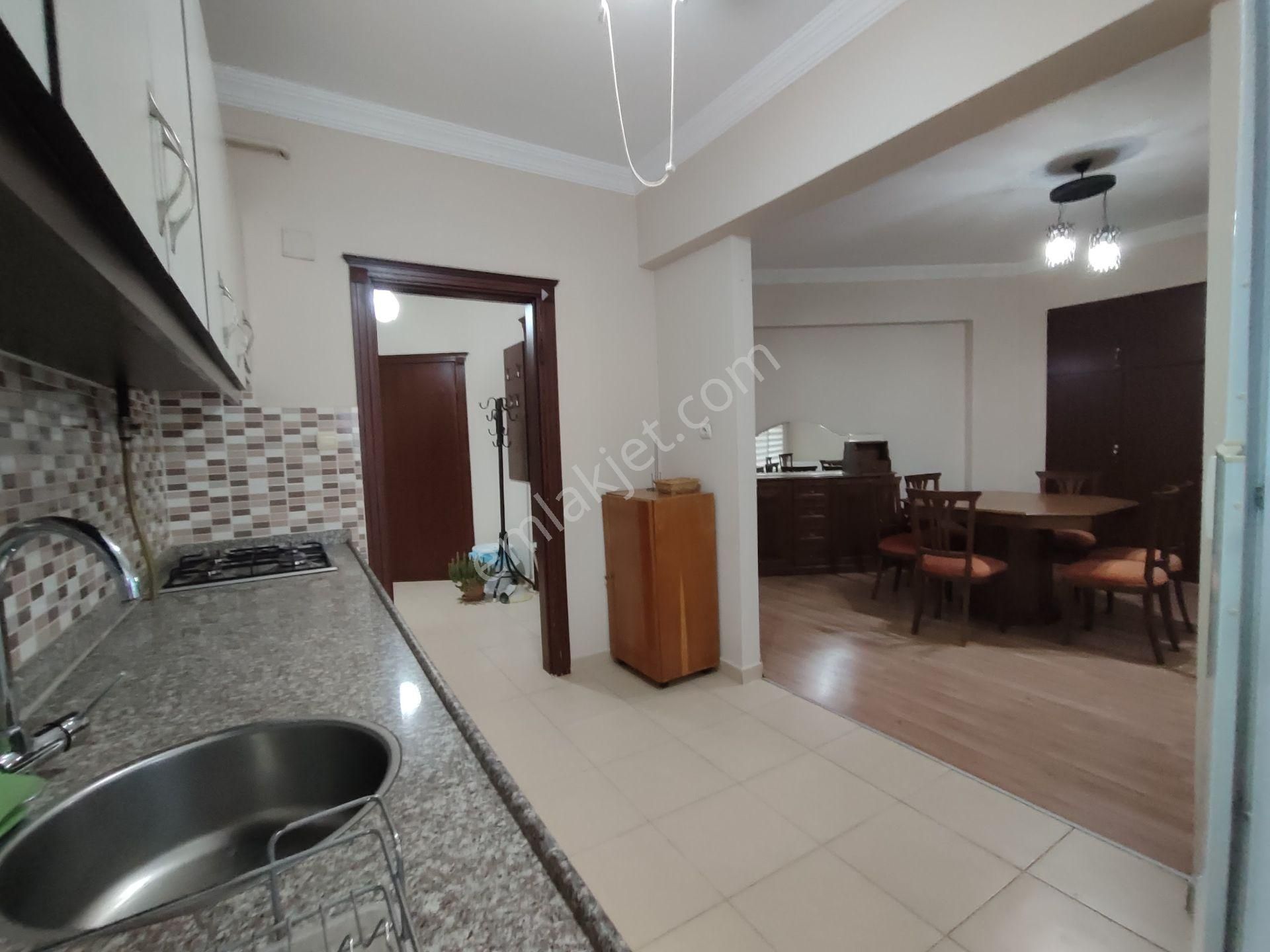 A'dan Mezitli'de İyi Konumlu Denize Sıfır Site İçi Kiralık 2+1 - Görsel 14