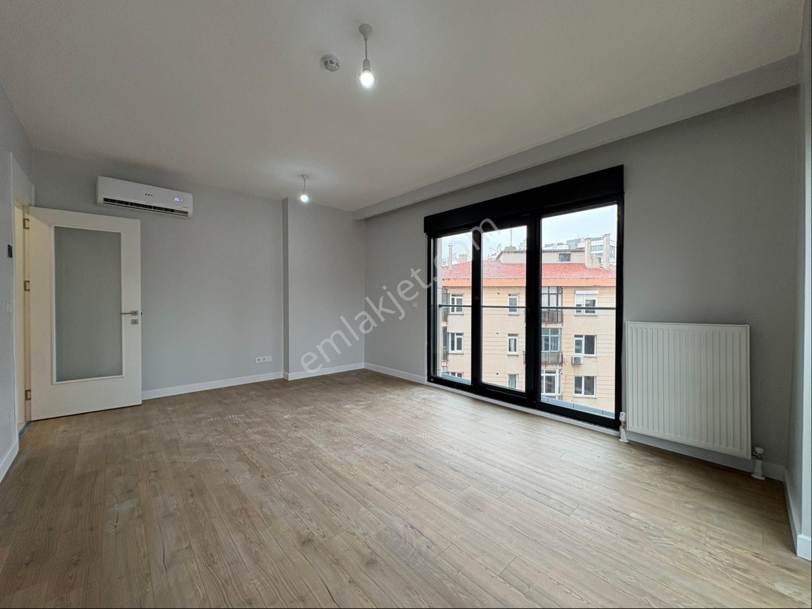 Obenden Havuzlu Çocuk Oyun Parklı Güvenlikli Sitede 2+1 70m² Net - Görsel 3